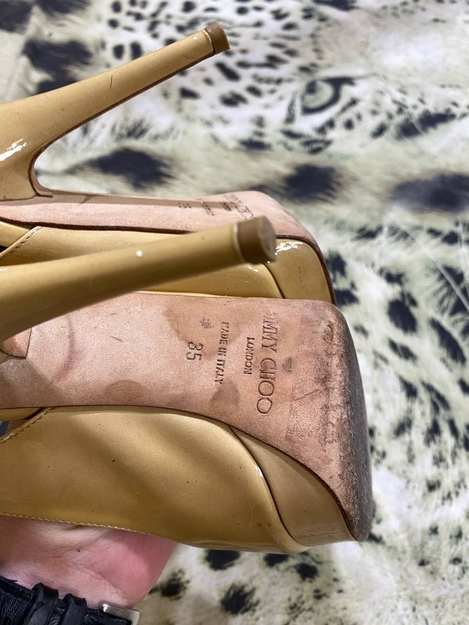 Jimmy Choo Jimmy Choo Beige Patent Leather Nova Peep Toe Platform shoes Size US 5 / IT 35 - 2 Thumbnail