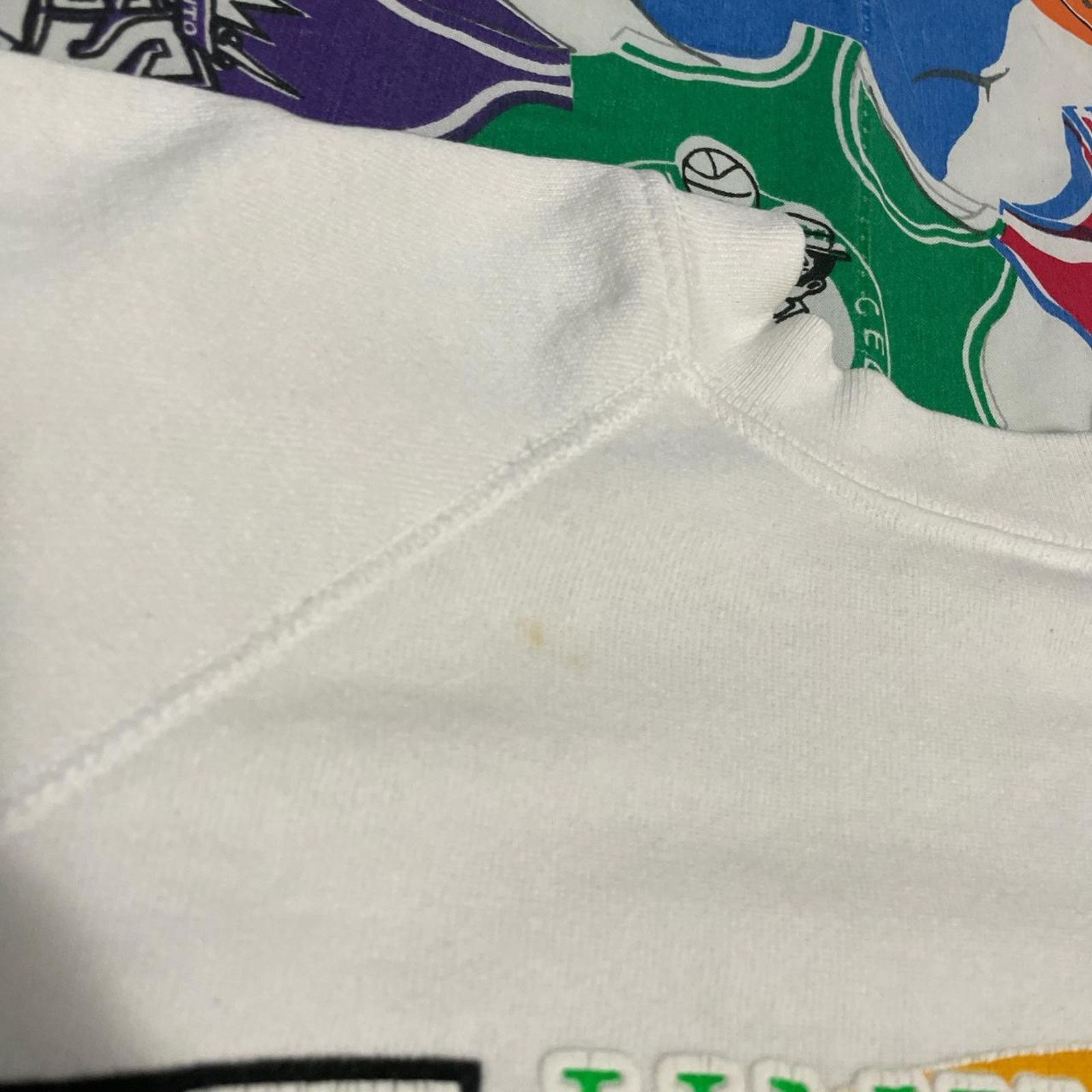NCAA × Vintage Vintage 80s NCAA University of Hawaii Rainbows Crewneck Size US M / EU 48-50 / 2 - 6 Thumbnail