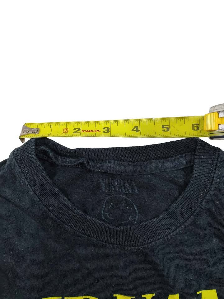 Other Vintage Nirvana Black & Yellow Smiley Face Band T-shirt Size US S / EU 44-46 / 1 - 5 Thumbnail