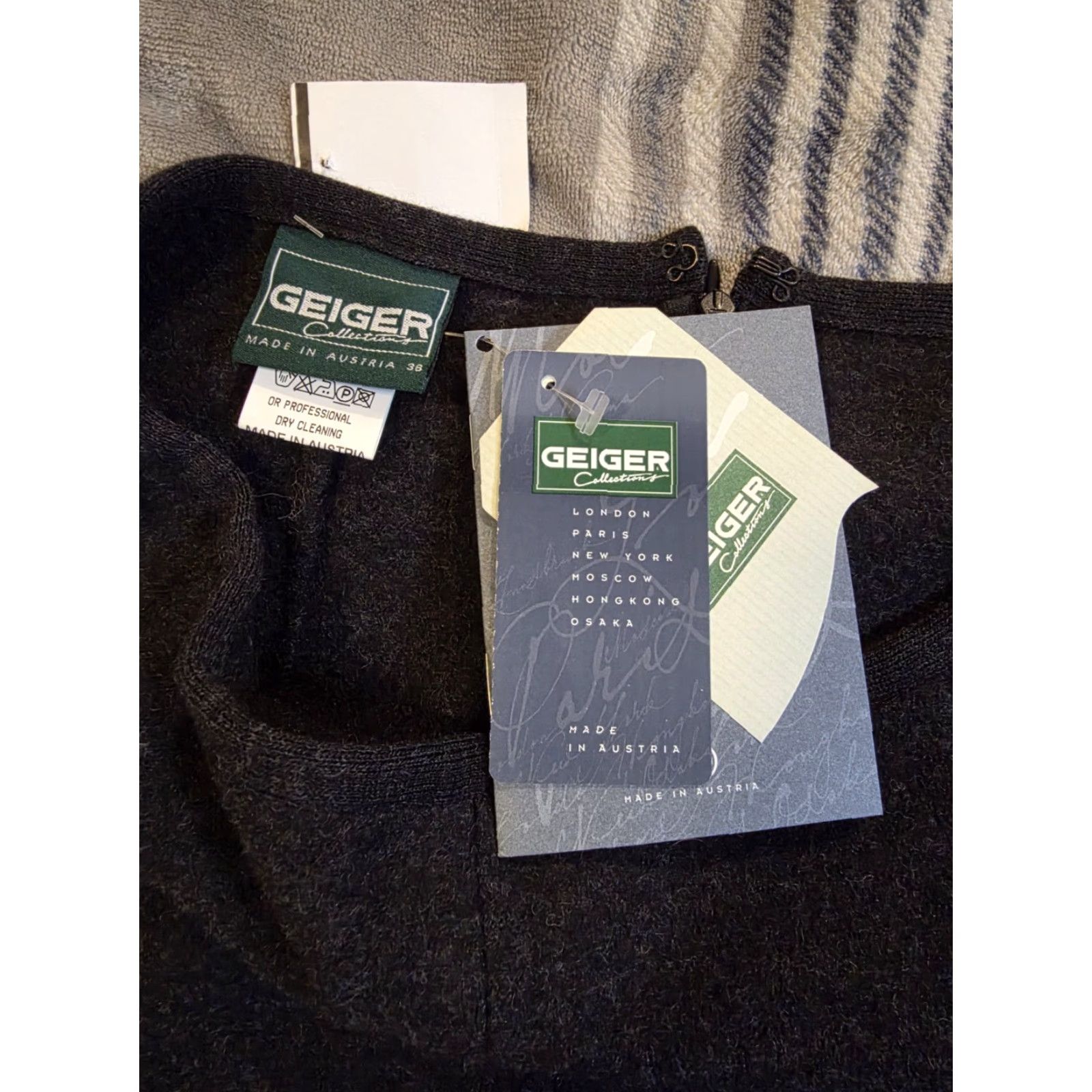 Vintage Geiger Skirt A-Line Calf Length Wool Dark Grey Women EU 36 Small NWT Vintage Size 25" / US 0 / IT 36 - 5 Thumbnail