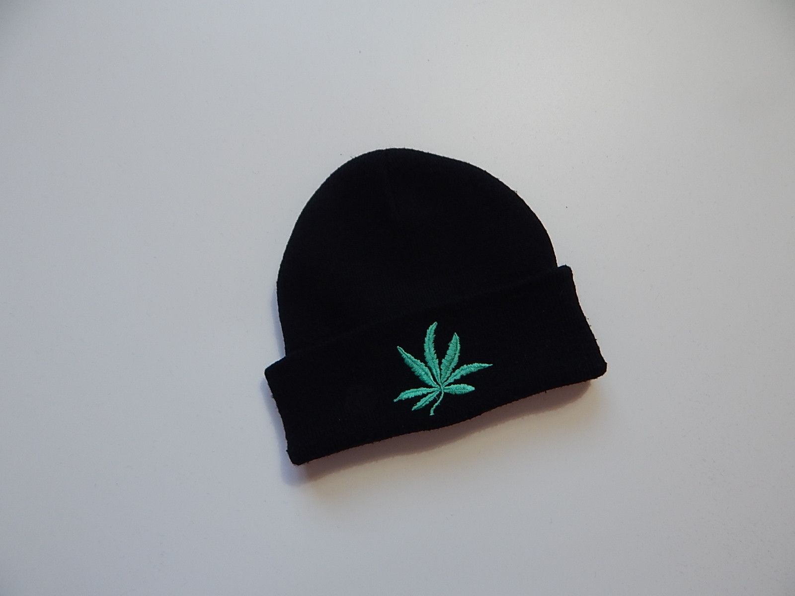 Rap Tees vintage marijuana weed chronic beanie Size ONE SIZE - 1 Thumbnail
