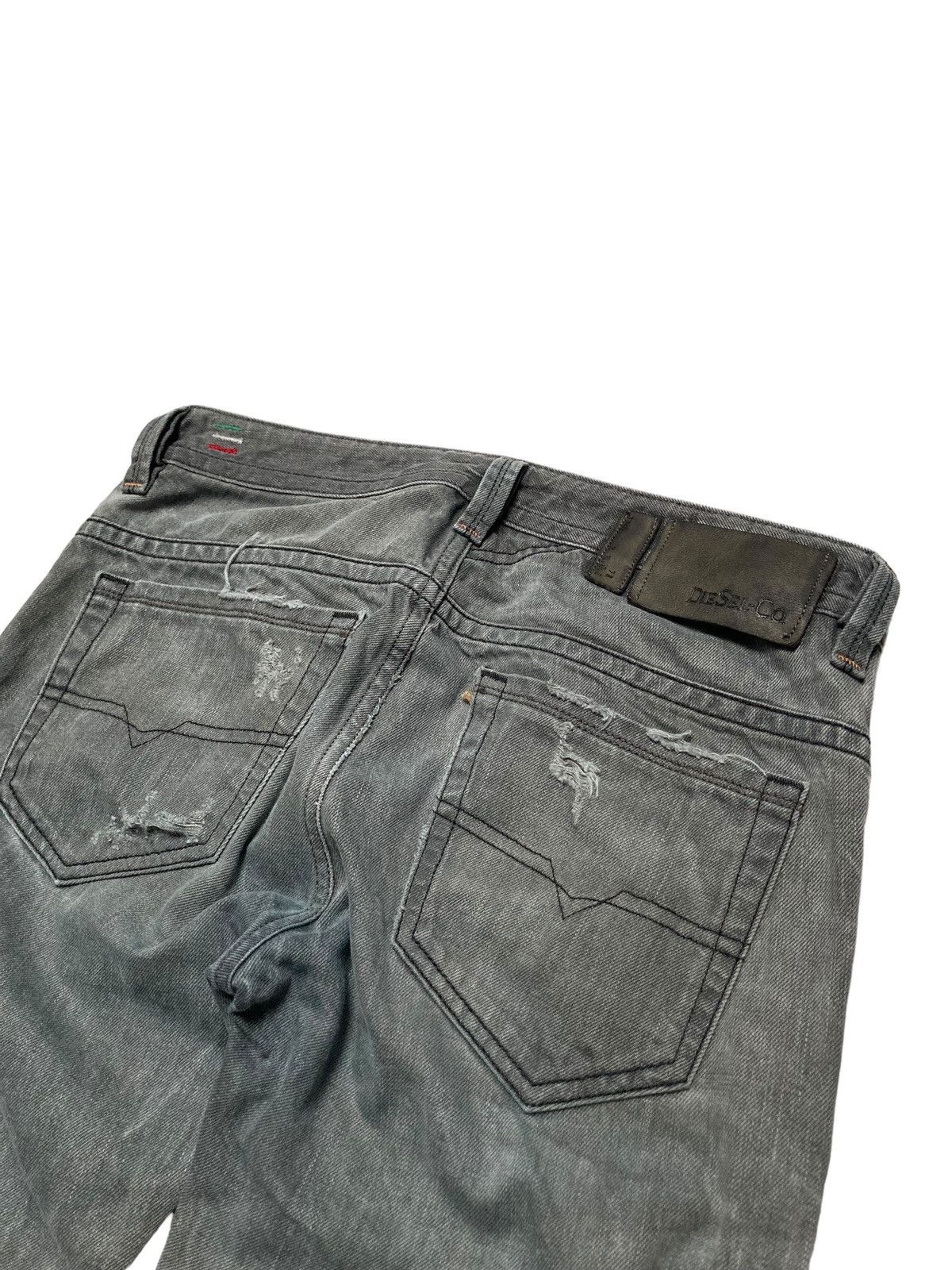 Diesel × Japanese Brand Vintage y2k Diesel Jeans Distressed Denim Faded Washed Size US 28 / EU 44 - 6 Thumbnail