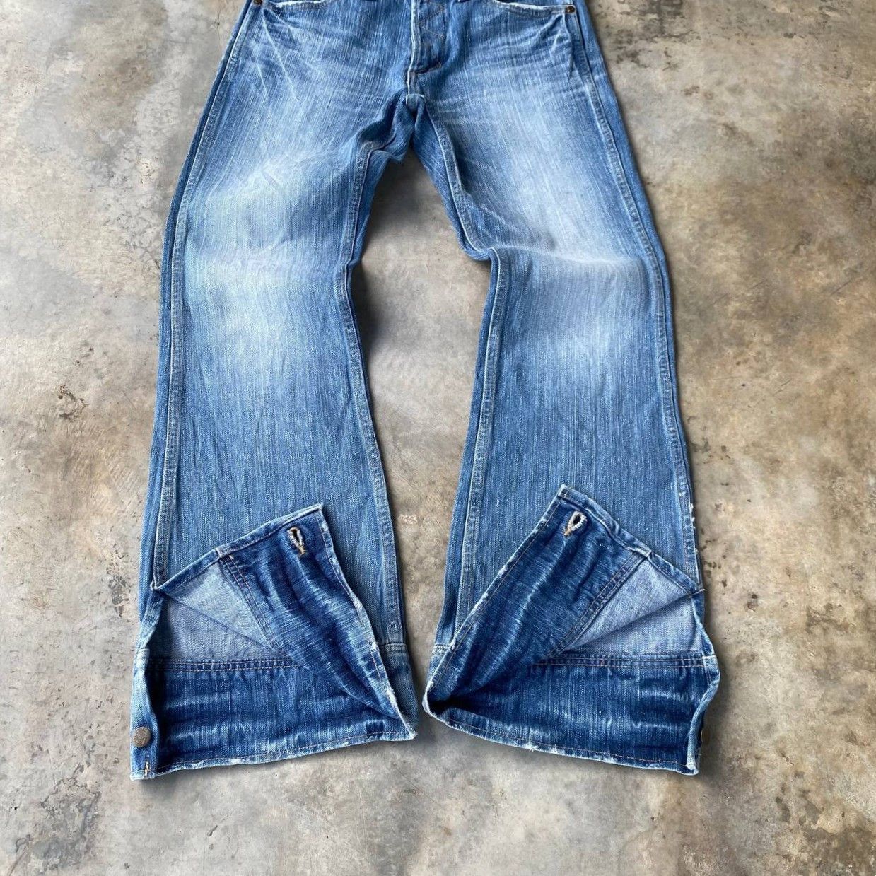 Lee RARE Vintage Lee Riders Button Slit Flare Jean-70s/80s Style Size US 29 - 3 Thumbnail