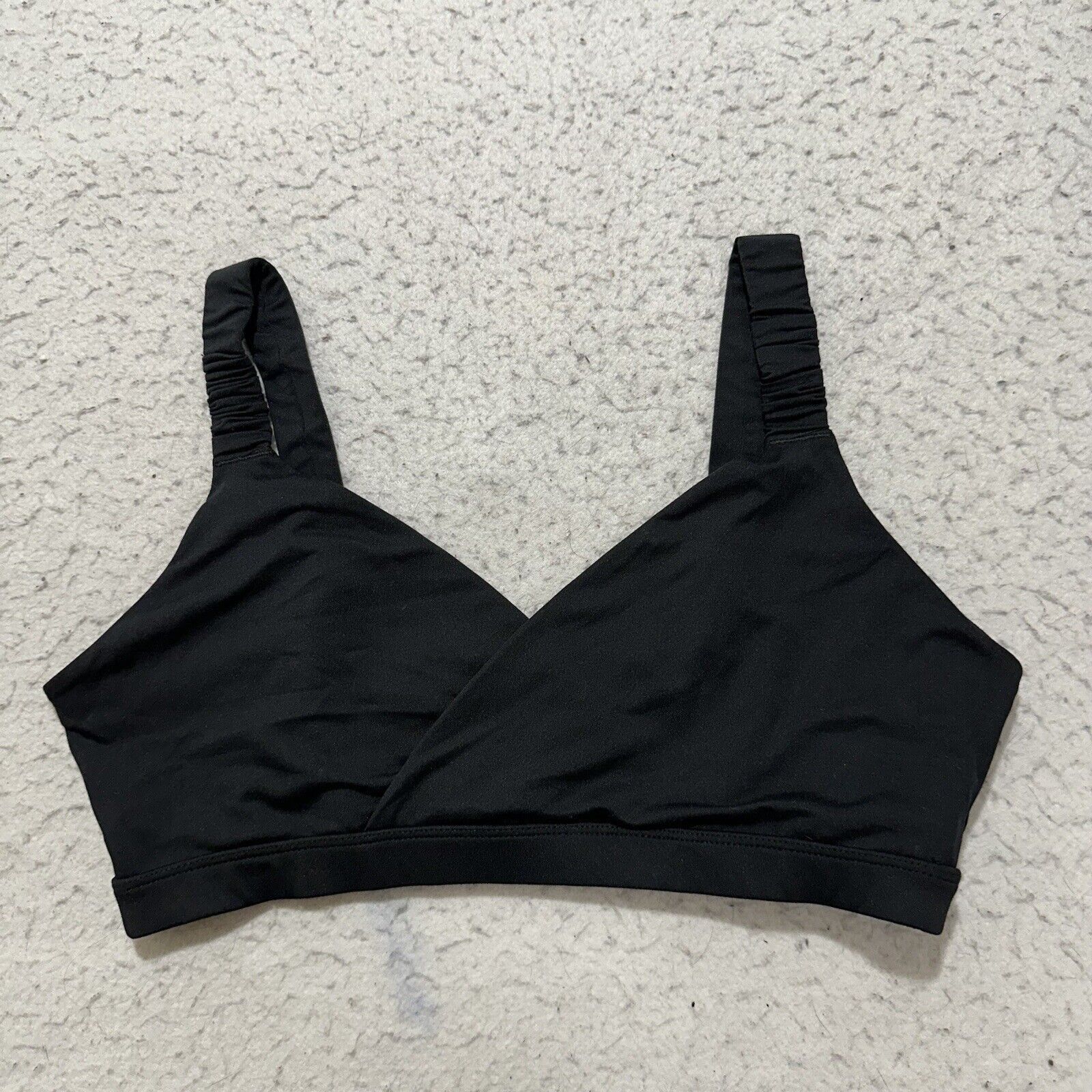 Fabletics Fabletics Medium Cross Front Sports Bra Ruched Straps Size ONE SIZE - 2 Thumbnail