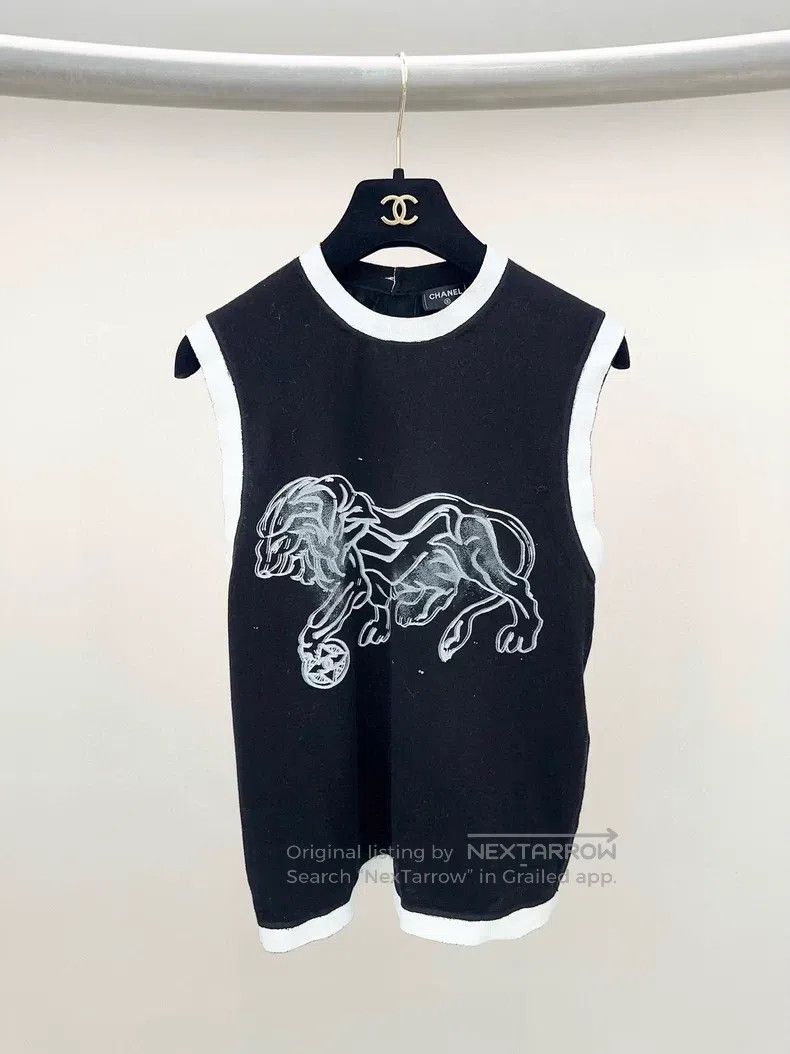 Chanel Chanel Black Lion Vest Size XS / US 0-2 / IT 36-38 - 1 Thumbnail
