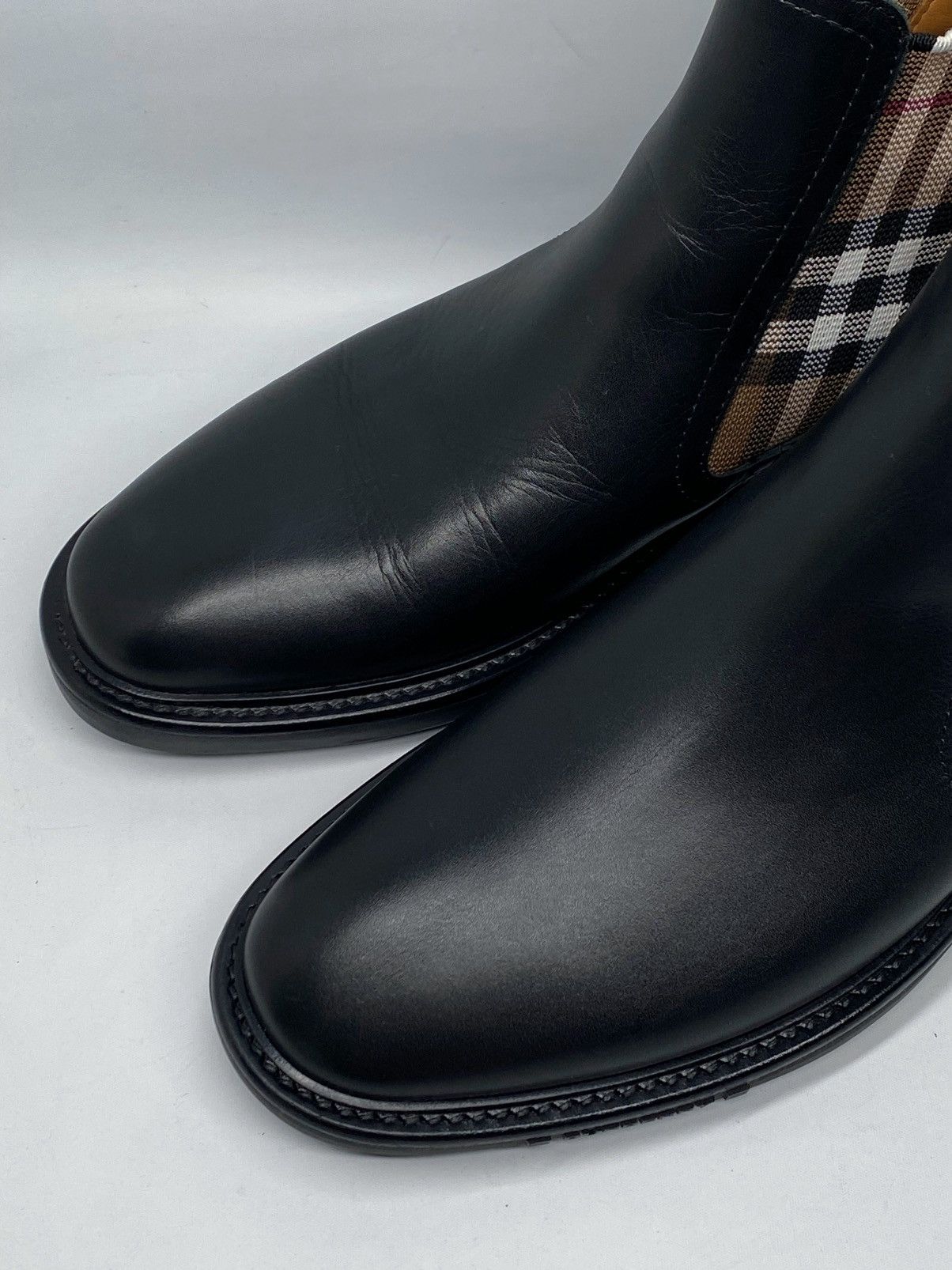 Burberry Burberry Men's Allostock Chelsea Boots size 40/us size 7 Size US 7 / EU 40 - 7 Thumbnail
