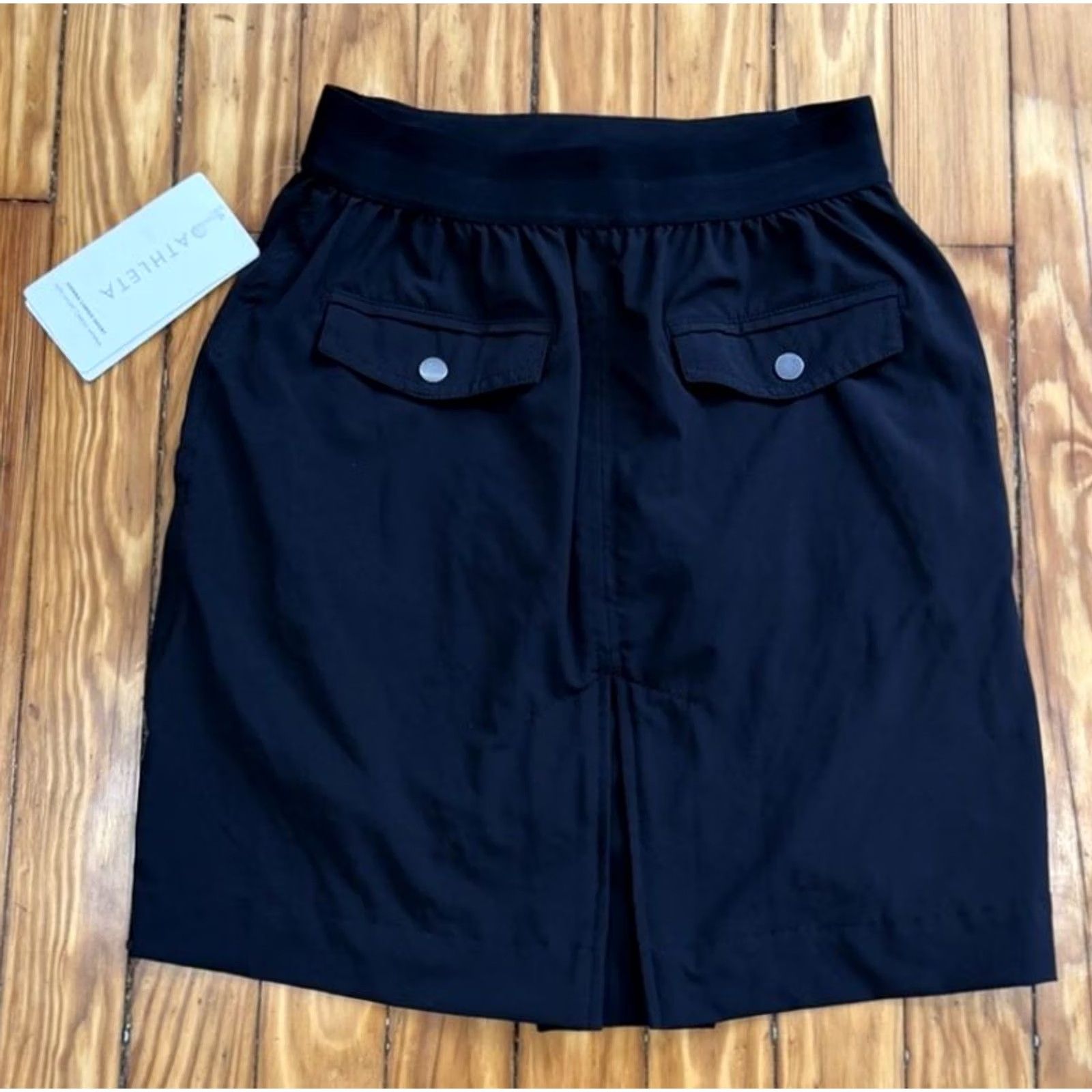 Athleta Athleta Skort Black Size 0 Cargo Shorts Built In Lined Moisture Wicking Quick Dry Elastic Waist Knee Length Regular Women Size 25" / US 0 / IT 36 - 2 Thumbnail