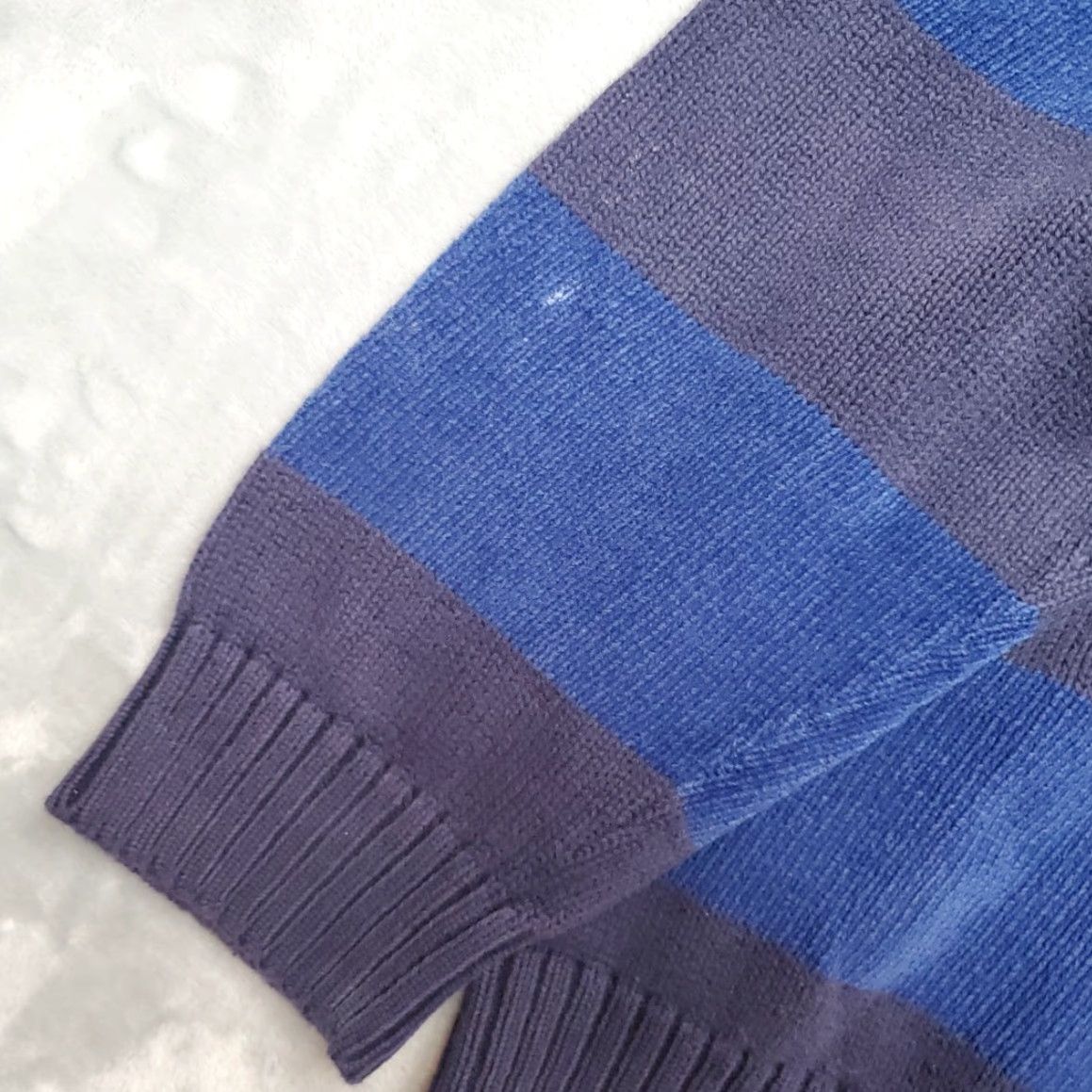 Tommy Hilfiger VINTAGE Tommy Hilfiger Sweater Men XL Blue Striped Cotton Crewneck Pullover VTG Size US XL / EU 56 / 4 - 3 Thumbnail