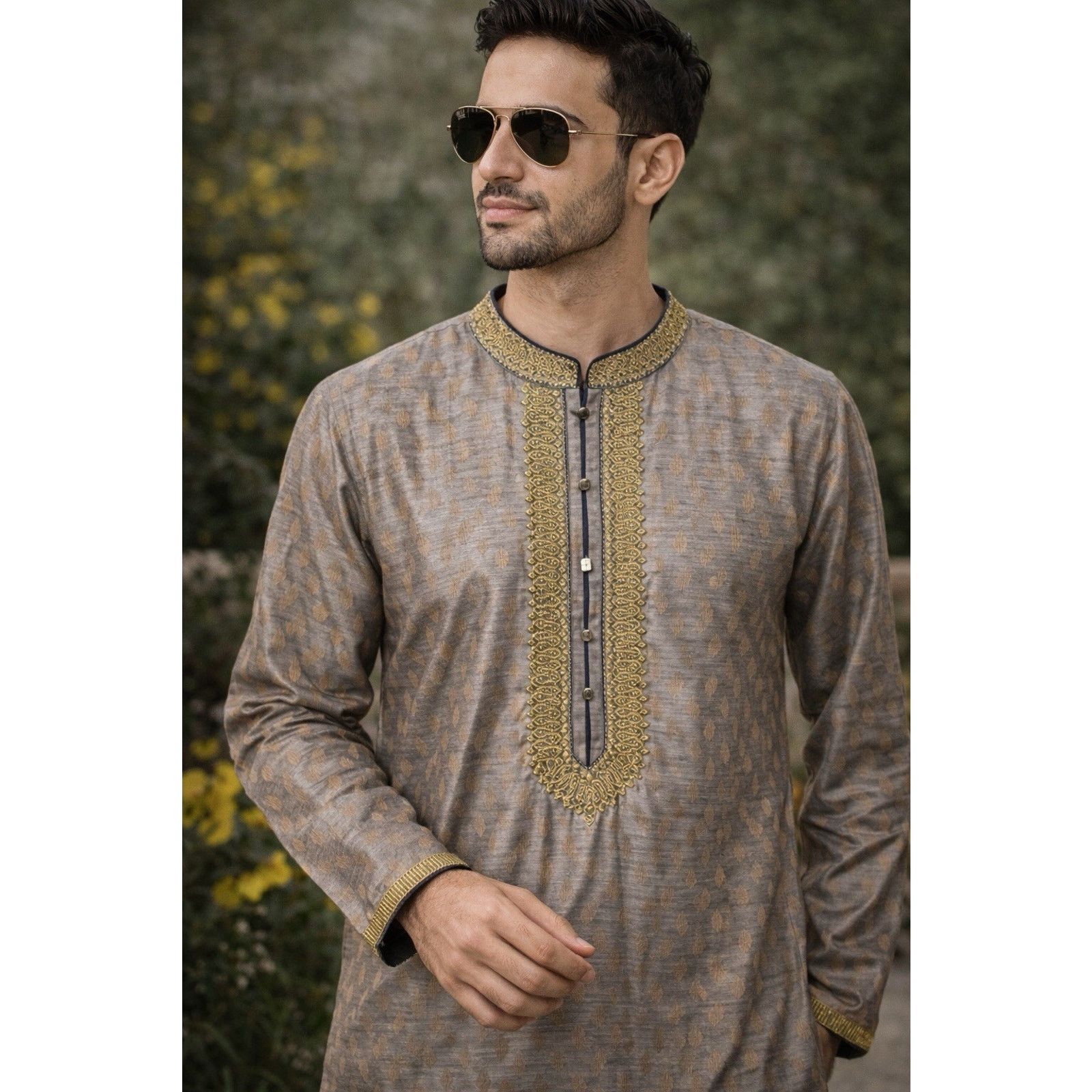 & Other Stories Sultan Men's Gray Kurta Gold Embroidery 21" Chest 42" Length Size US XS / EU 42 / 0 - 4 Thumbnail
