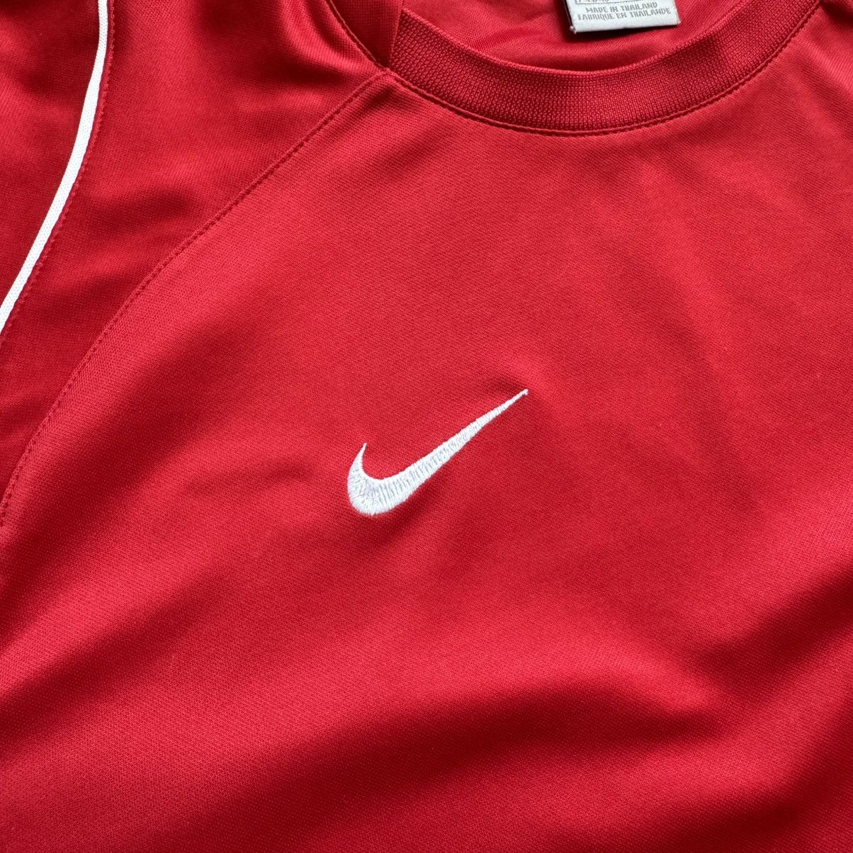 Nike Vintage Nike T-shirt Size US S / EU 44-46 / 1 - 4 Thumbnail