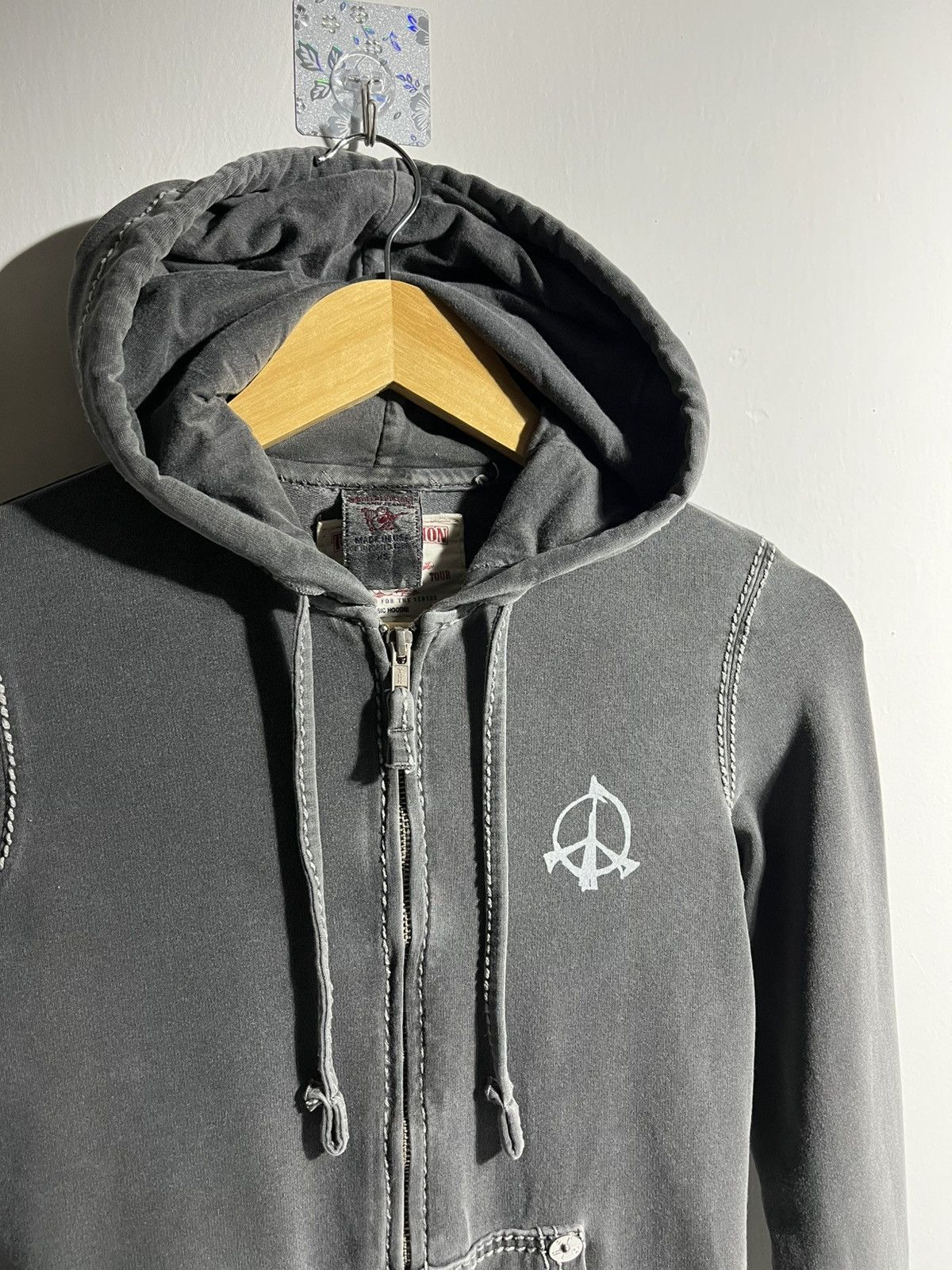 True Religion True Religion I6W9 Punk Seditionaries Hoodie Size XS / US 0-2 / IT 36-38 - 2 Thumbnail