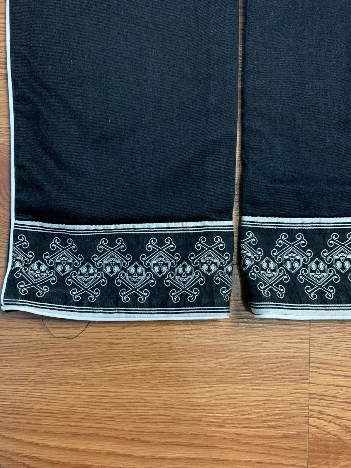 Undercover Women Undercover Embroidered Skull Pants Size 29" - 7 Thumbnail