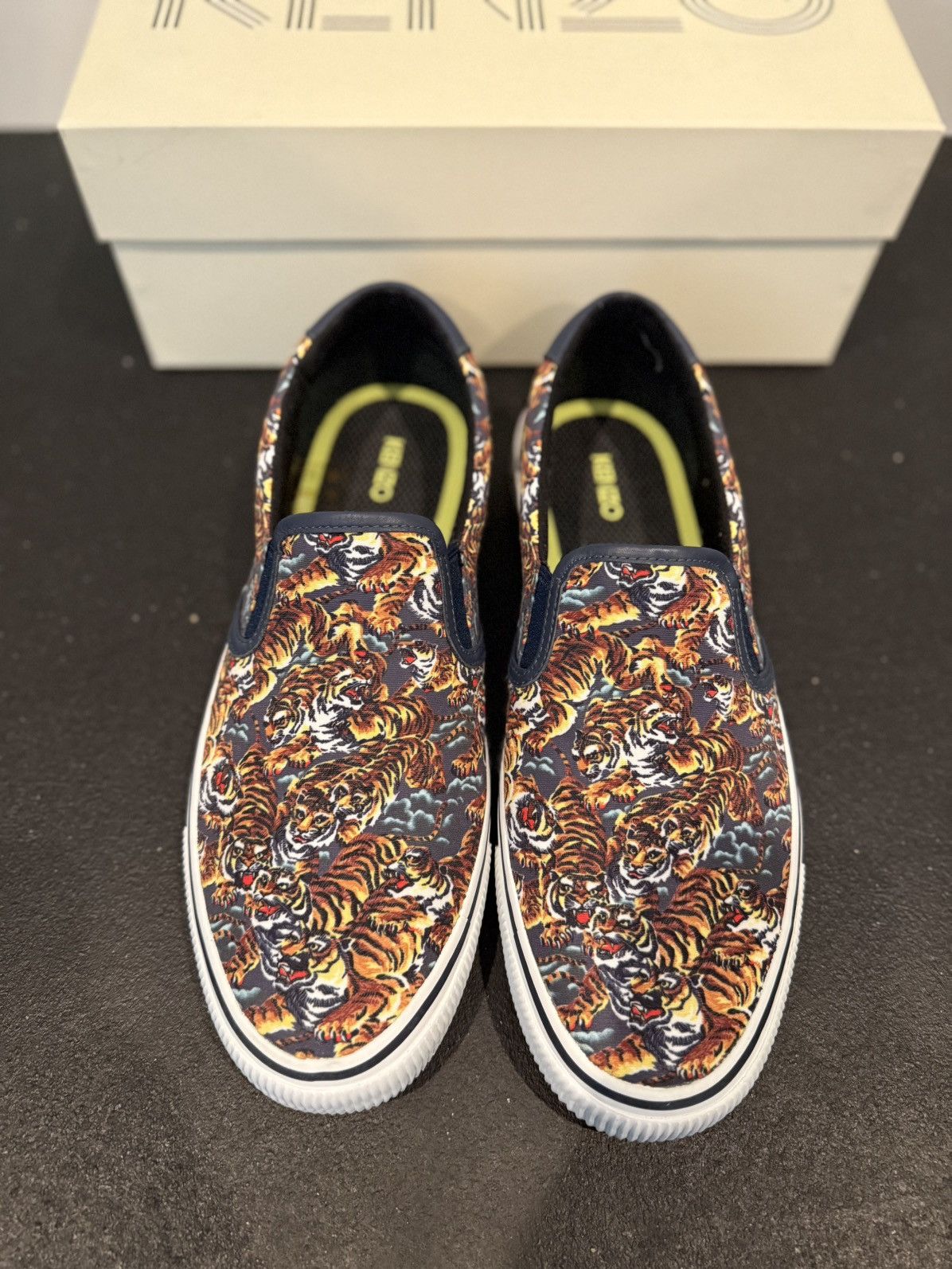 Kenzo Kenzo Paris Velvet E17 Canvas Flying Tiger Slip On Shoes Size US 11.5 / EU 44-45 - 2 Thumbnail