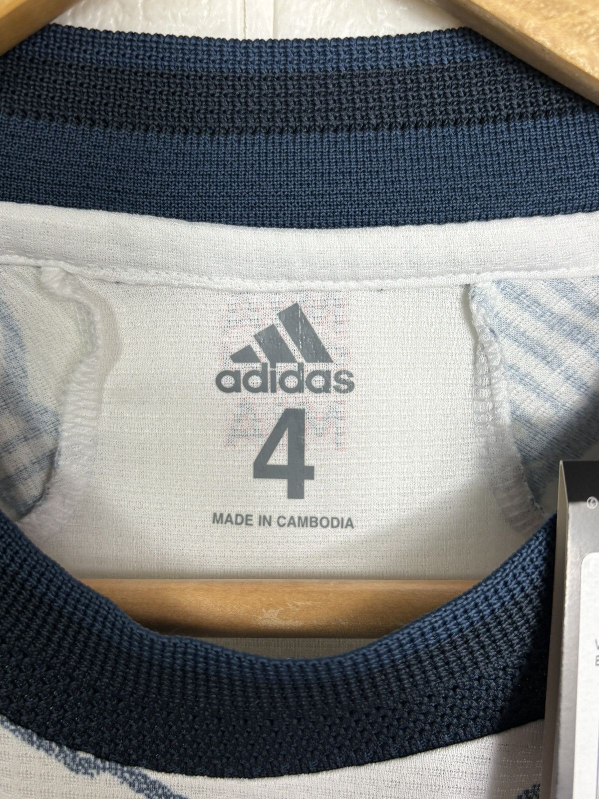Adidas Bayern Munich 2021-2022 Away Player Issue Soccer Jersey Size US M / EU 48-50 / 2 - 10 Thumbnail