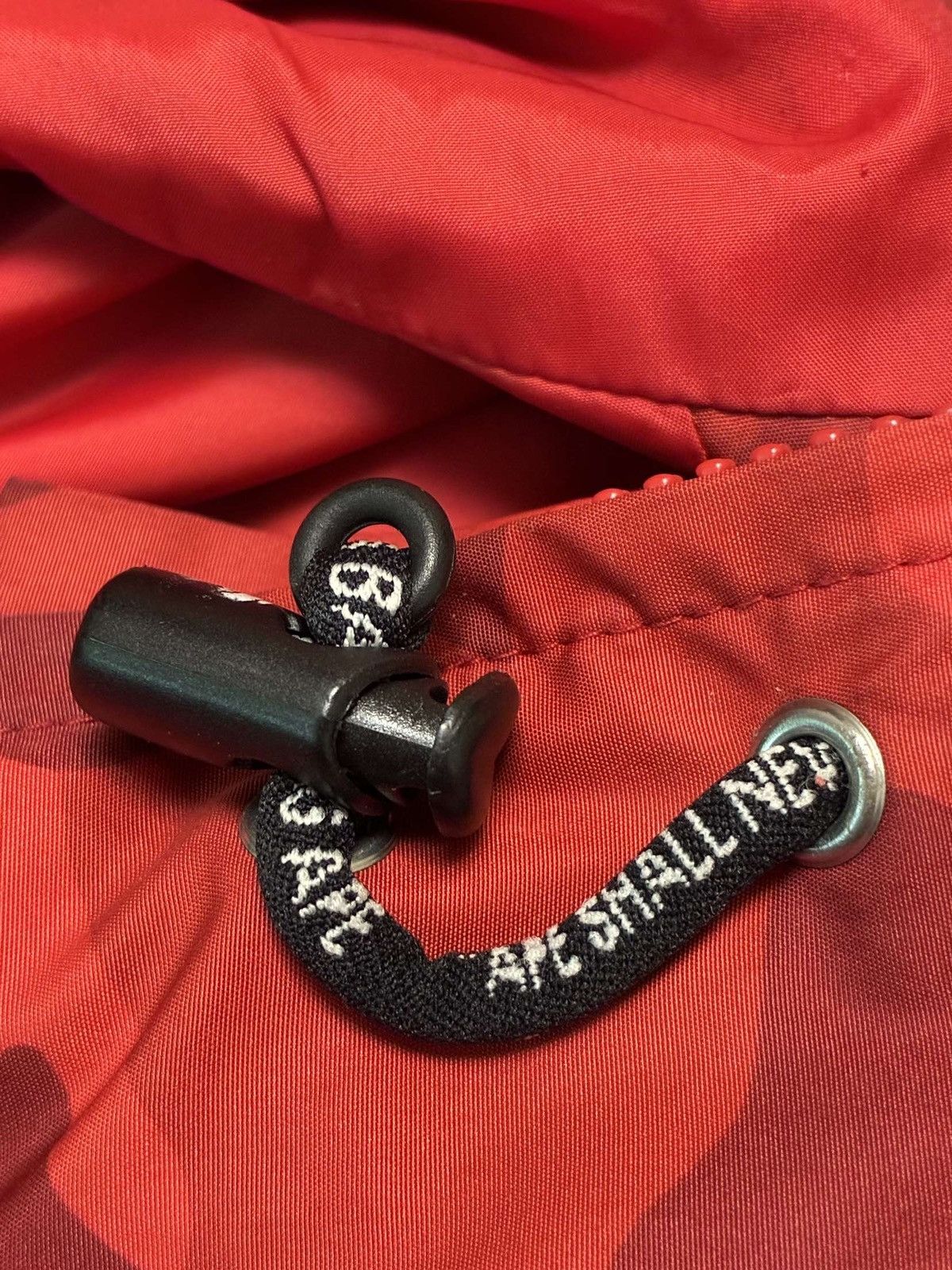 Bape Red Bape Camo Windbreaker Size US L / EU 52-54 / 3 - 11 Thumbnail