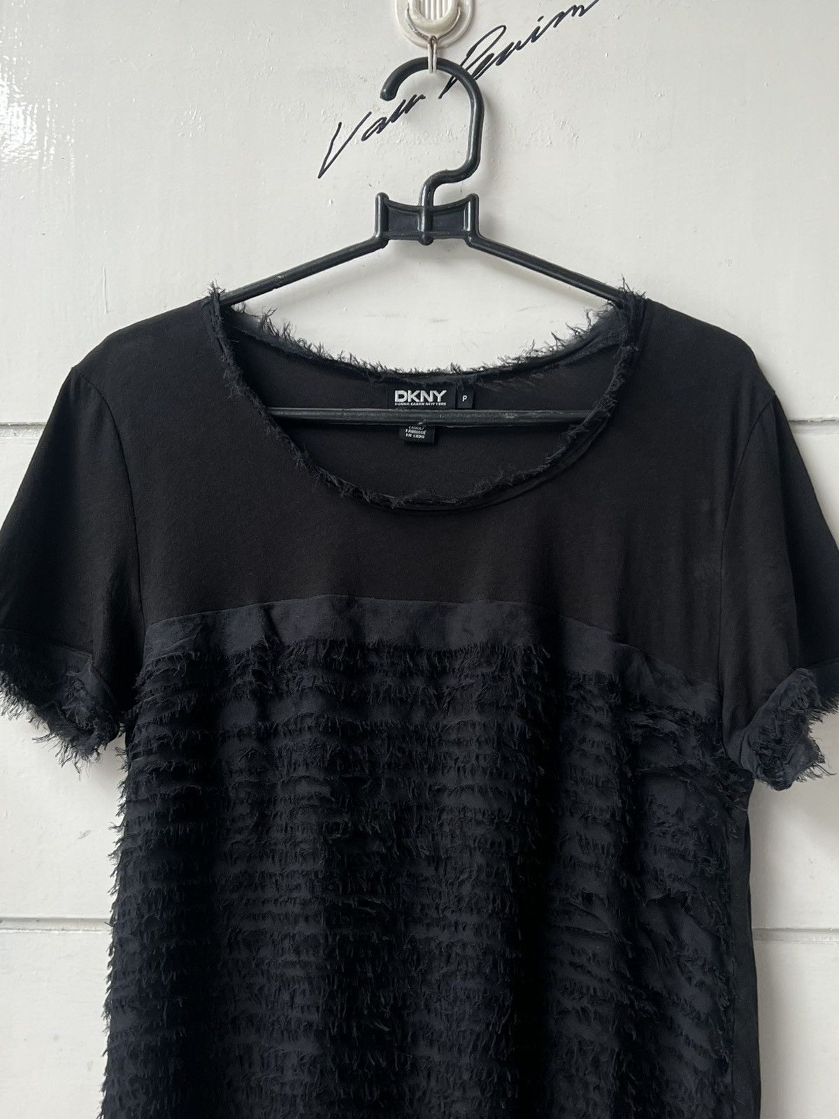DKNY DKNY Black T-shirt Size US XS / EU 42 / 0 - 3 Thumbnail