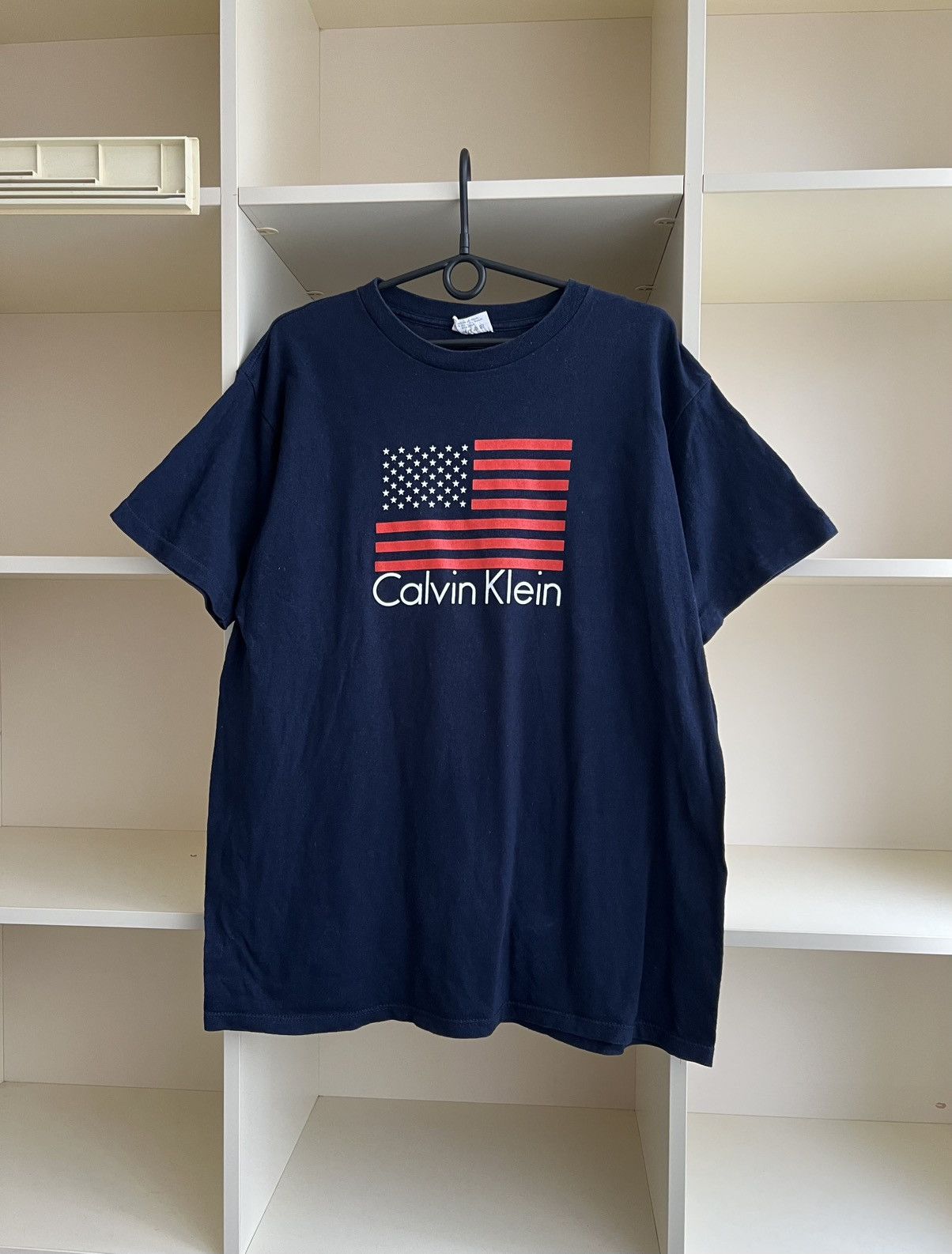 Calvin Klein Vintage Calvin Klein T-Shirt Tee Made in USA Size L Size US L / EU 52-54 / 3 - 1 Thumbnail