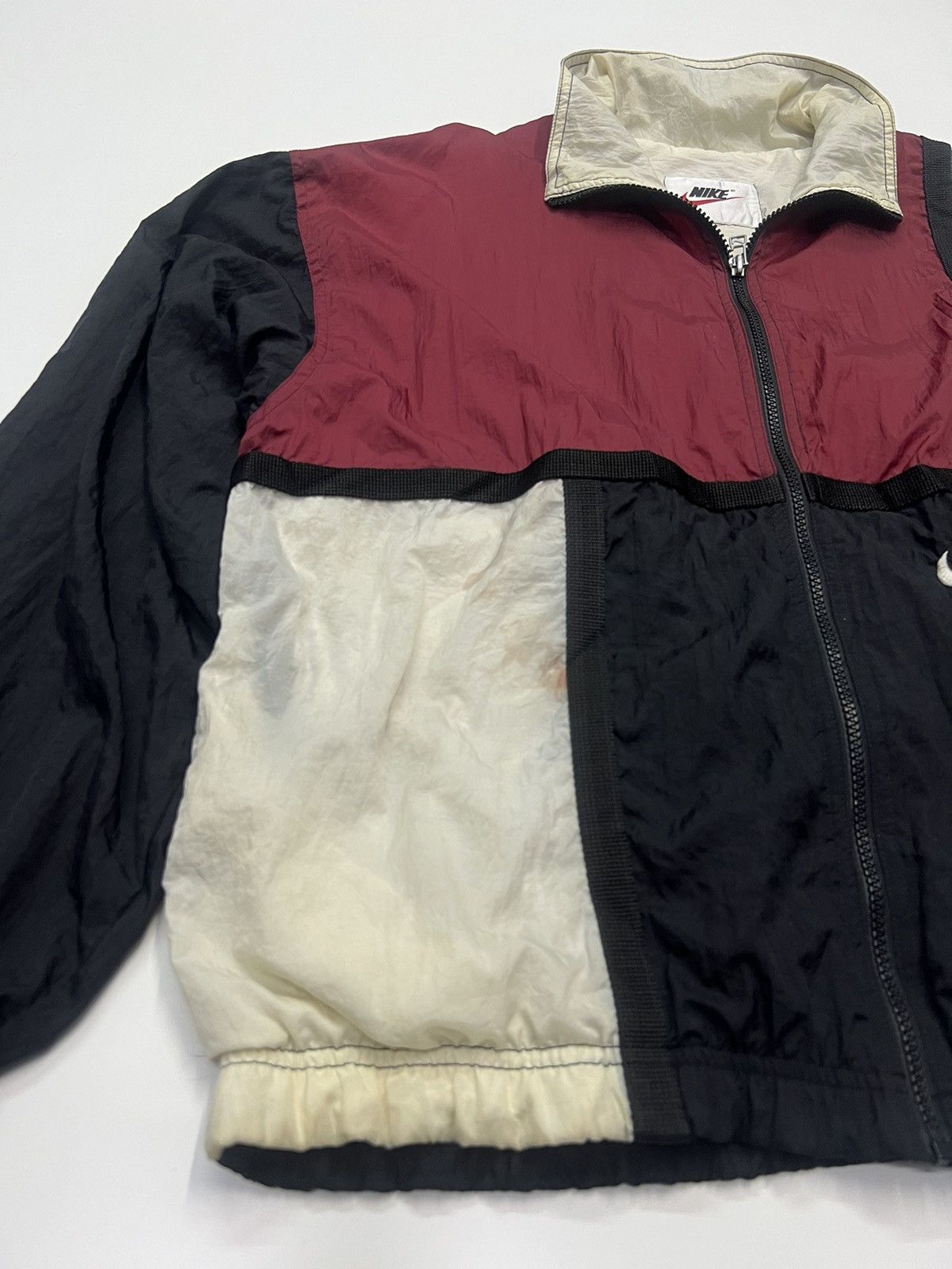 Nike VINTAGE NIKE SWOOSH BIG LOGO WINDBREAKER Size US L / EU 52-54 / 3 - 5 Thumbnail