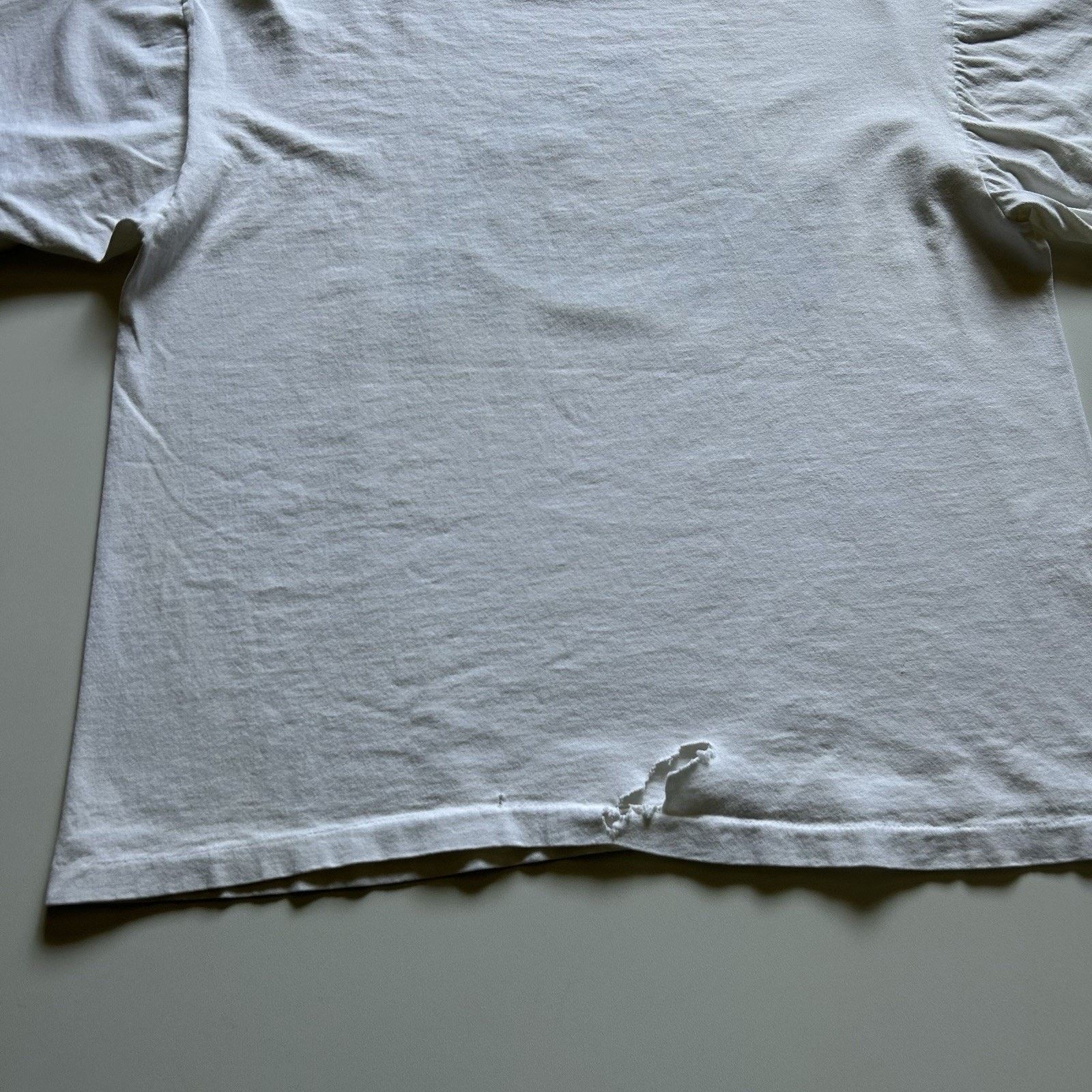 Hanes Vintage Joker T Shirt Large Boxy 90s Made In USA Art Graphic Size US L / EU 52-54 / 3 - 7 Thumbnail