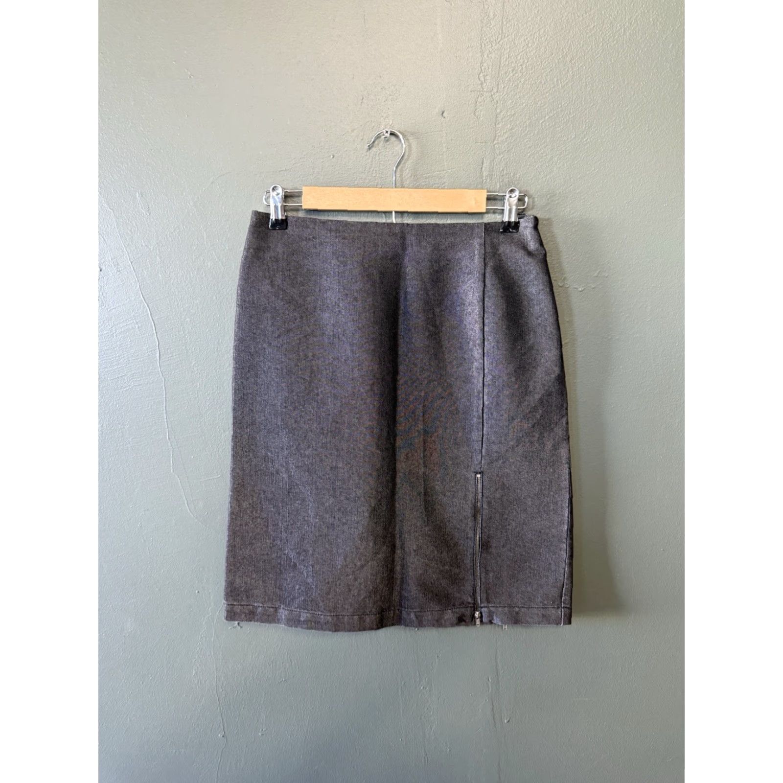 Armani Exchange Armani Exchange Womens Gray A-line Skirt Size 6 Size 28" / US 6 / IT 42 - 2 Thumbnail