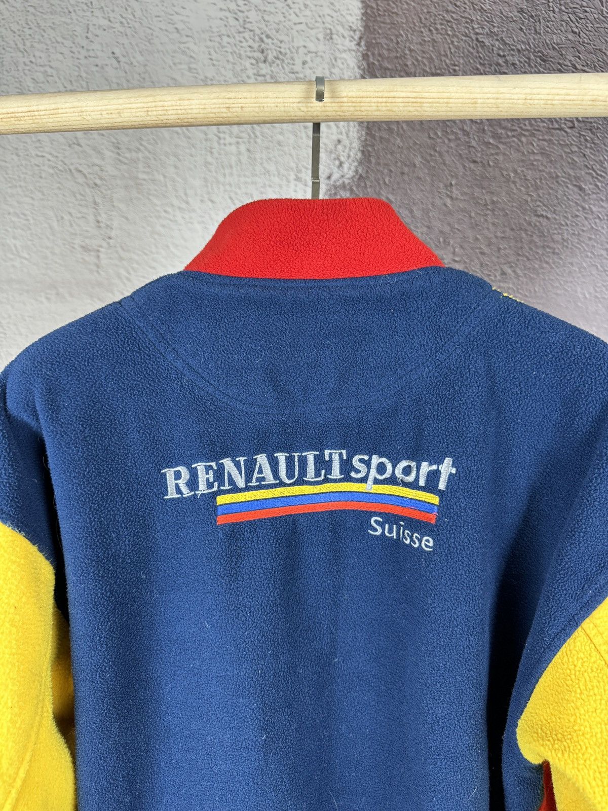 Formula 1 Stand 21 vintage Renault Sport Suisse racing snap T fleece Size US XL / EU 56 / 4 - 14 Thumbnail