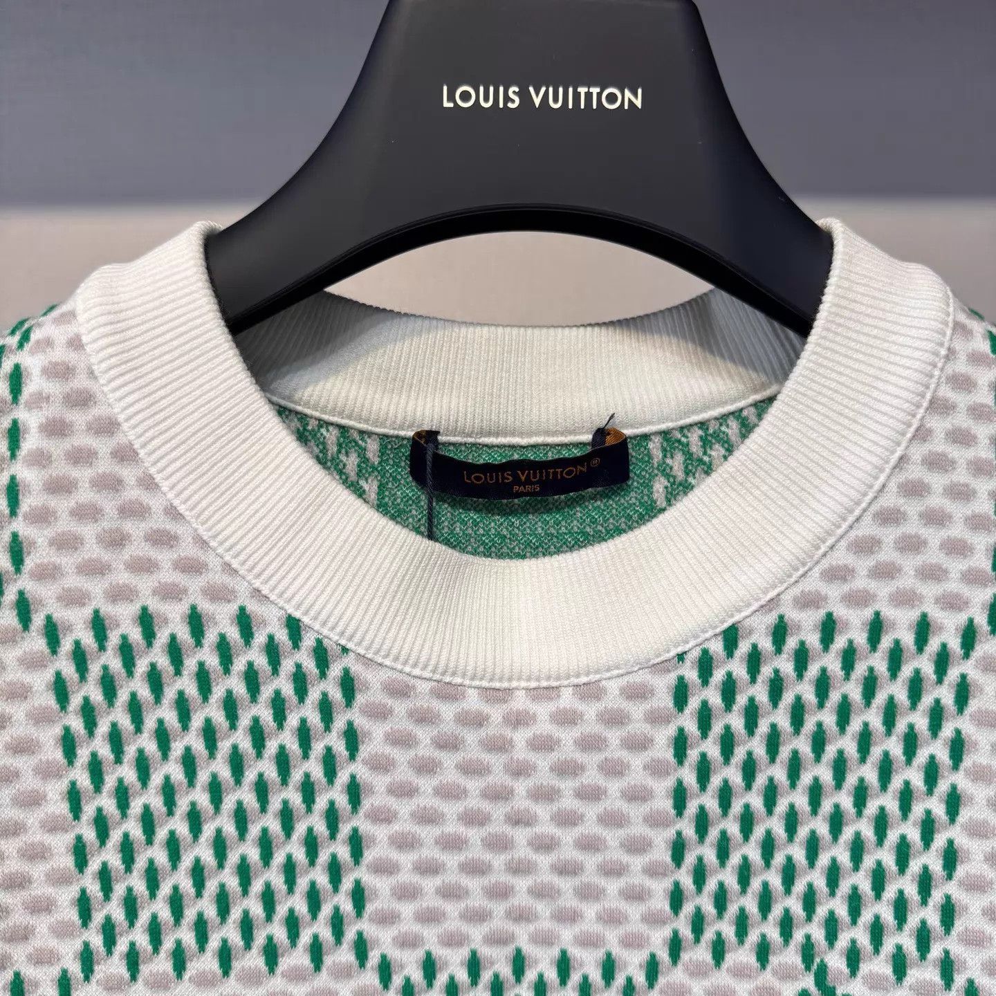 Louis Vuitton Louis Vuitton Green Damier Sweatshirt L new Size US L / EU 52-54 / 3 - 3 Thumbnail
