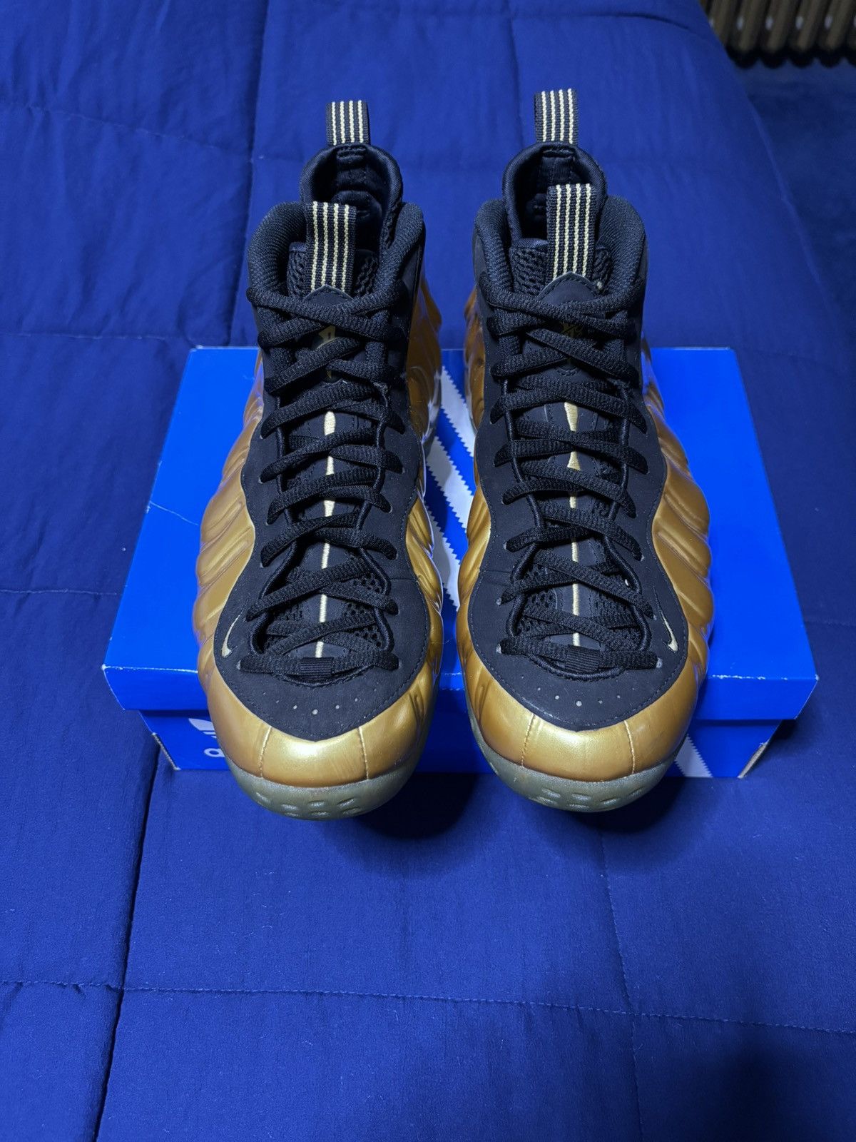 Nike Nike Air Foamposite One Metallic Gold Size 11.5 Size US 11.5 / EU 44-45 - 2 Thumbnail