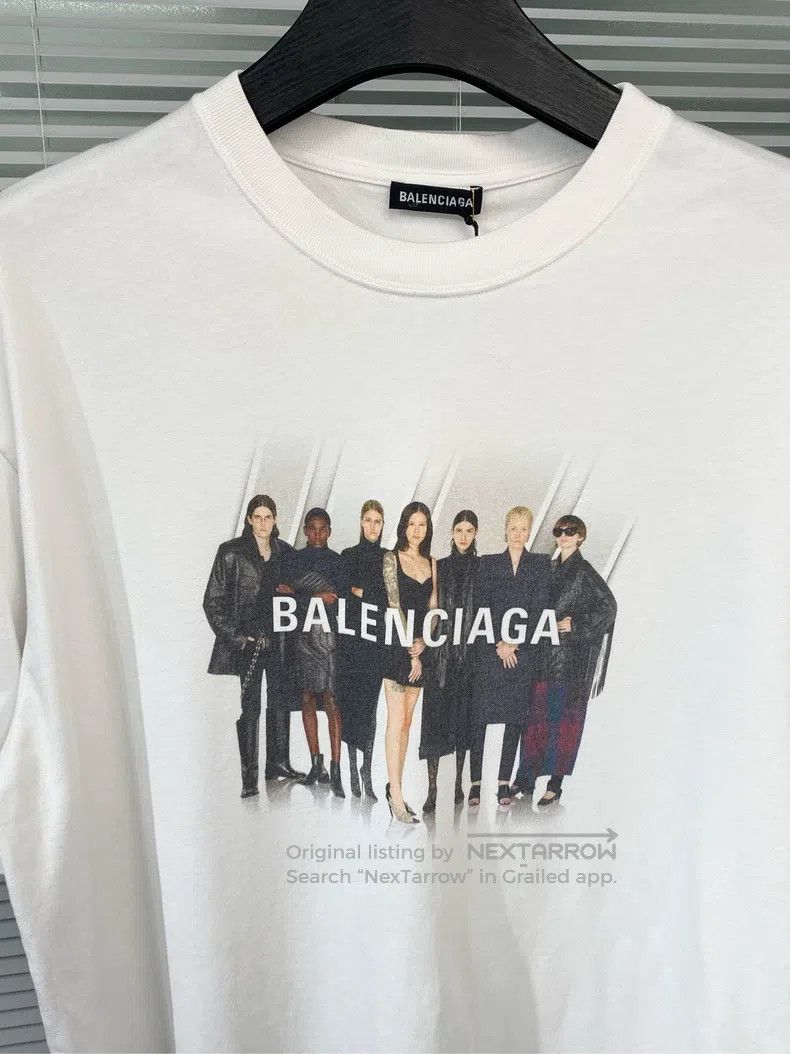 Balenciaga Balenciaga Band model portrait, short-sleeved, loose fit, Size US L / EU 52-54 / 3 - 3 Thumbnail