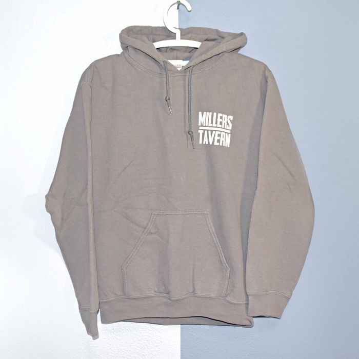 Gildan Miller’s Tavern Hoodie | Grailed