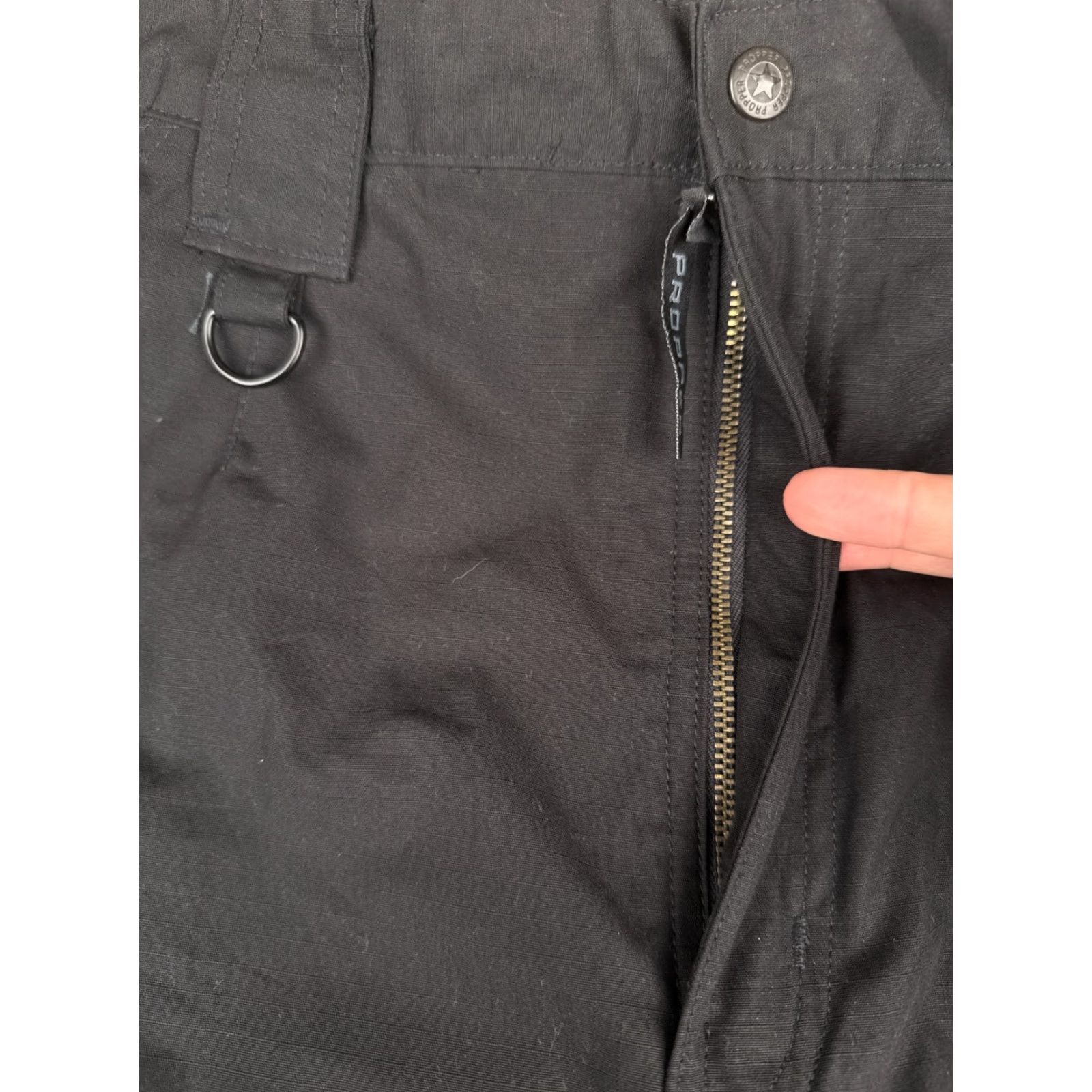 Propper VINTAGE? No — Propper Tactical Pants Women 18 Black Rip-Stop Cargo Un-hemmed LEO 36x35 NEW Size 40" / US 18 - 5 Thumbnail