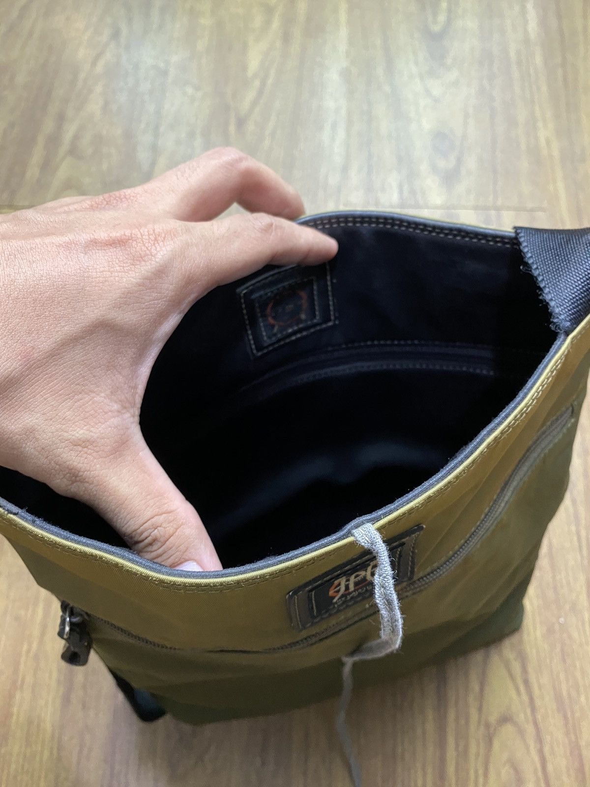 Jean Paul Gaultier Jean Paul Gaultier JPG Reversible Nylon Slingbag Size ONE SIZE - 6 Thumbnail