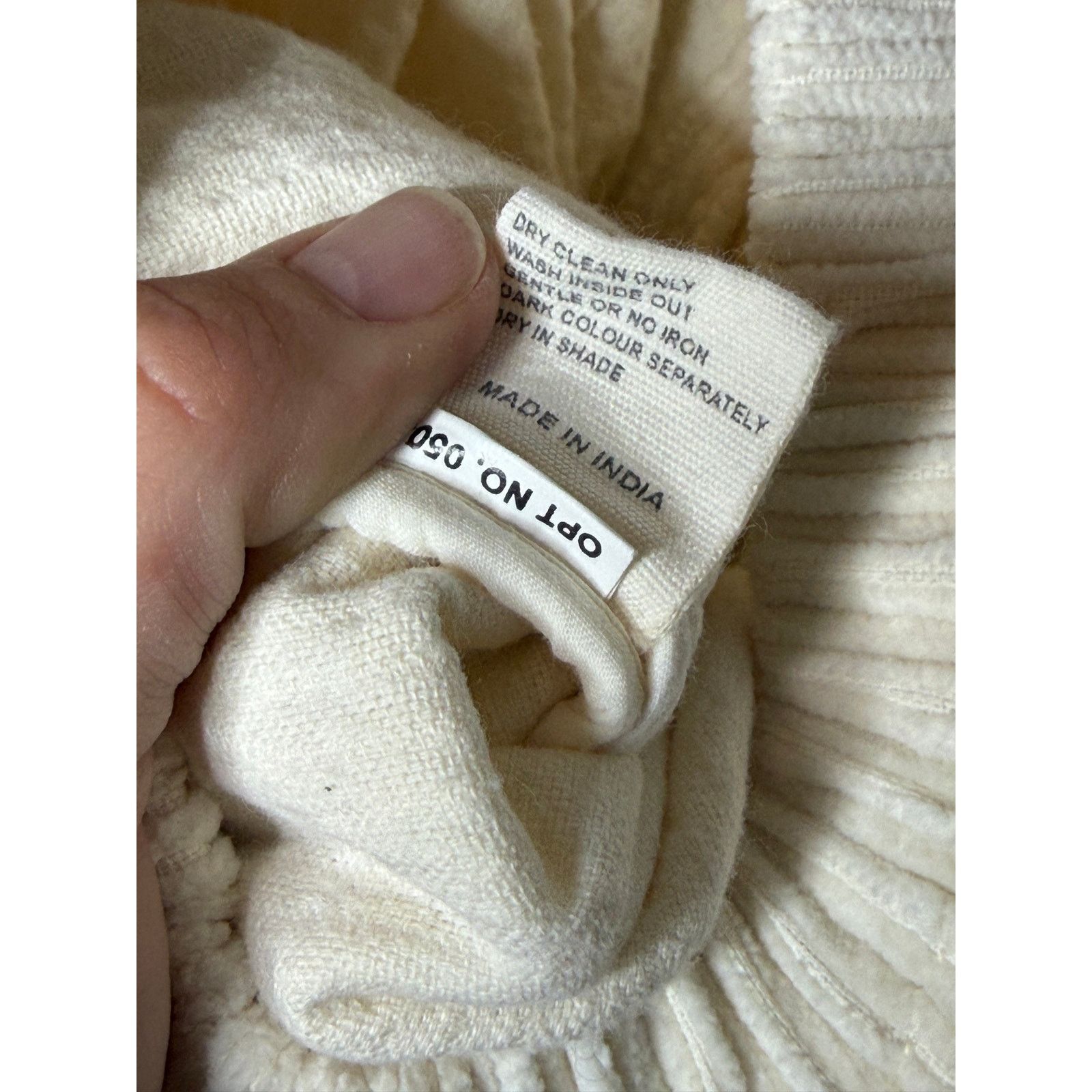 Other Egg Trading London white corduroy baggy barrel short pants Size 26" / US 2 / IT 38 - 9 Thumbnail