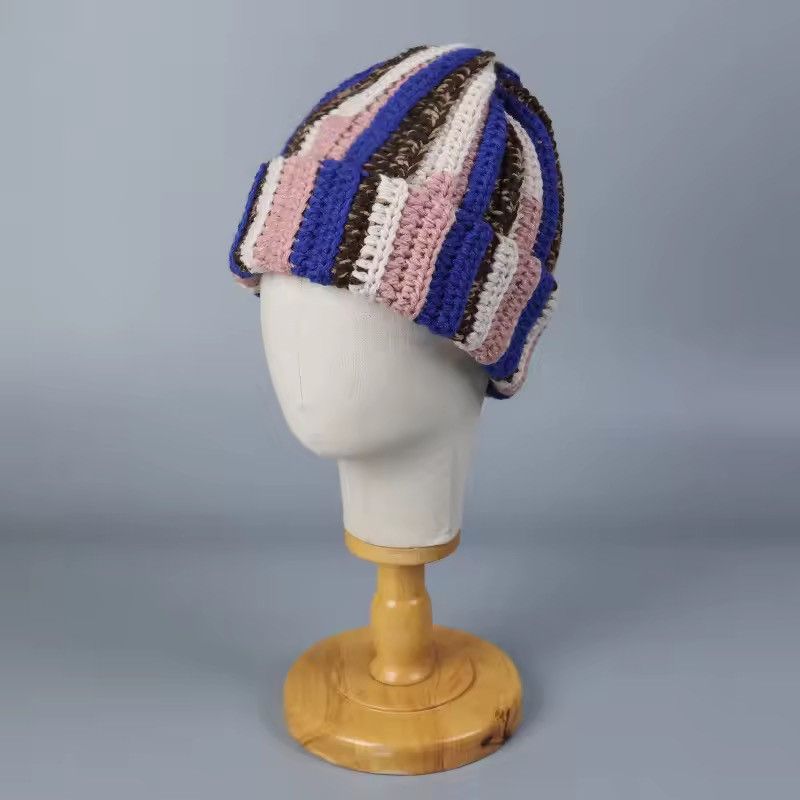 Handmade Woolen Knitted Beanie Size ONE SIZE - 2 Thumbnail