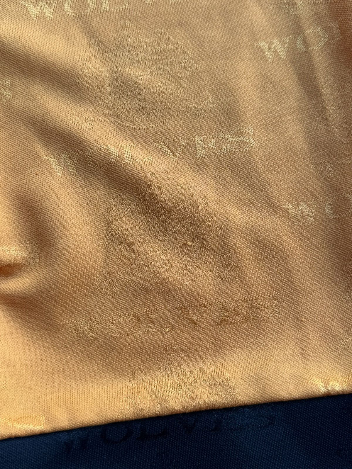 Nutmeg Wolverhampton Wanderers 95/96 Home Football Jersey Size US M / EU 48-50 / 2 - 19 Thumbnail