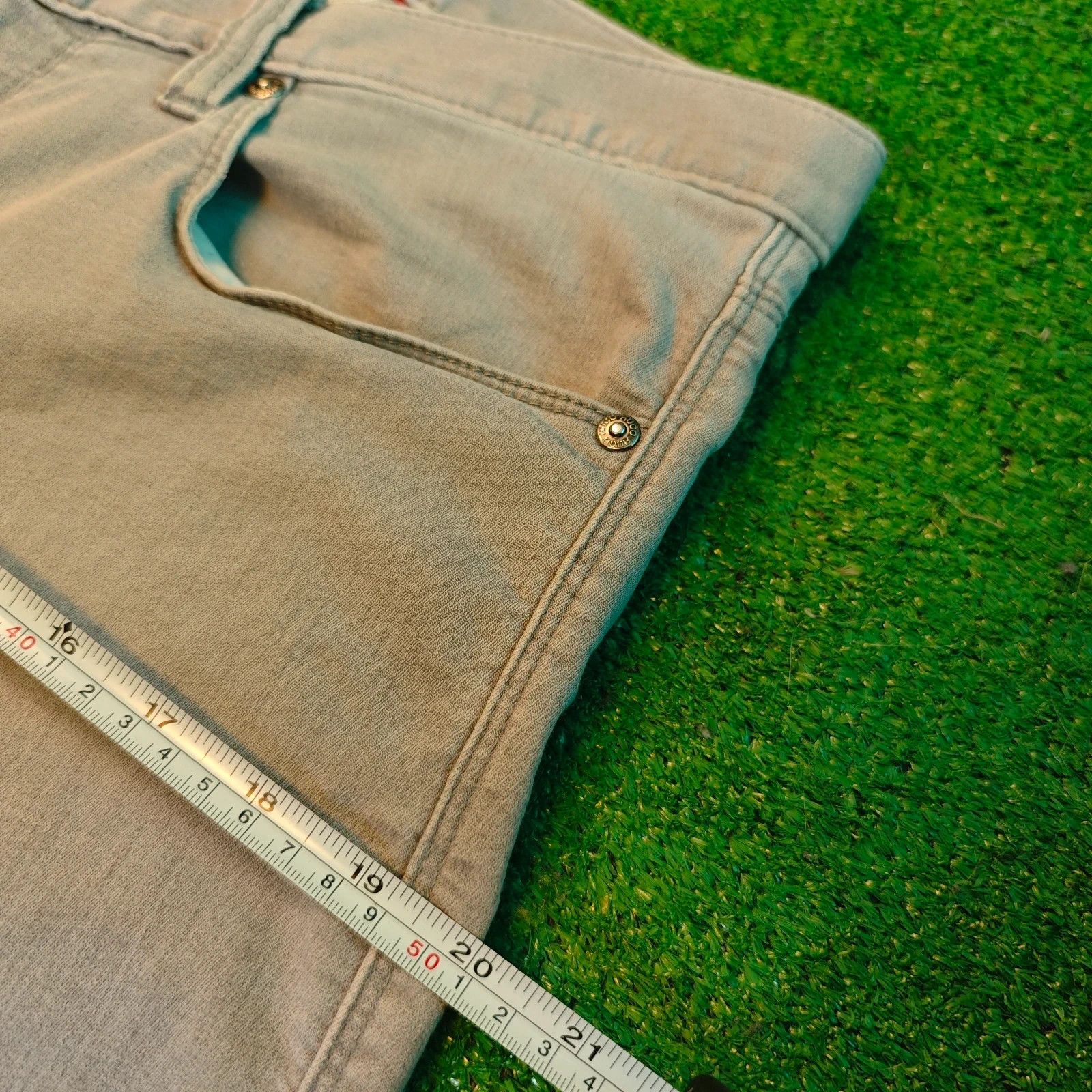 Hugo Boss Hugo Boss Jeans Mens 33x34 gray slim zip fly denim pants Size US 33 - 16 Thumbnail