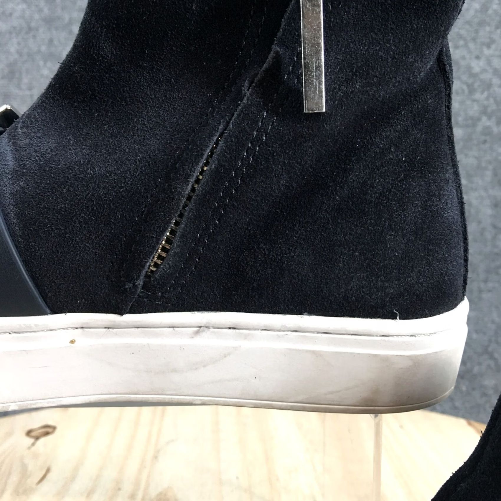 Zara Zara Woman Boots Womens 36 Buckle Accent Casual Side Zip Ankle Bootie Blue Suede Boots Size US 6 / IT 36 - 4 Thumbnail
