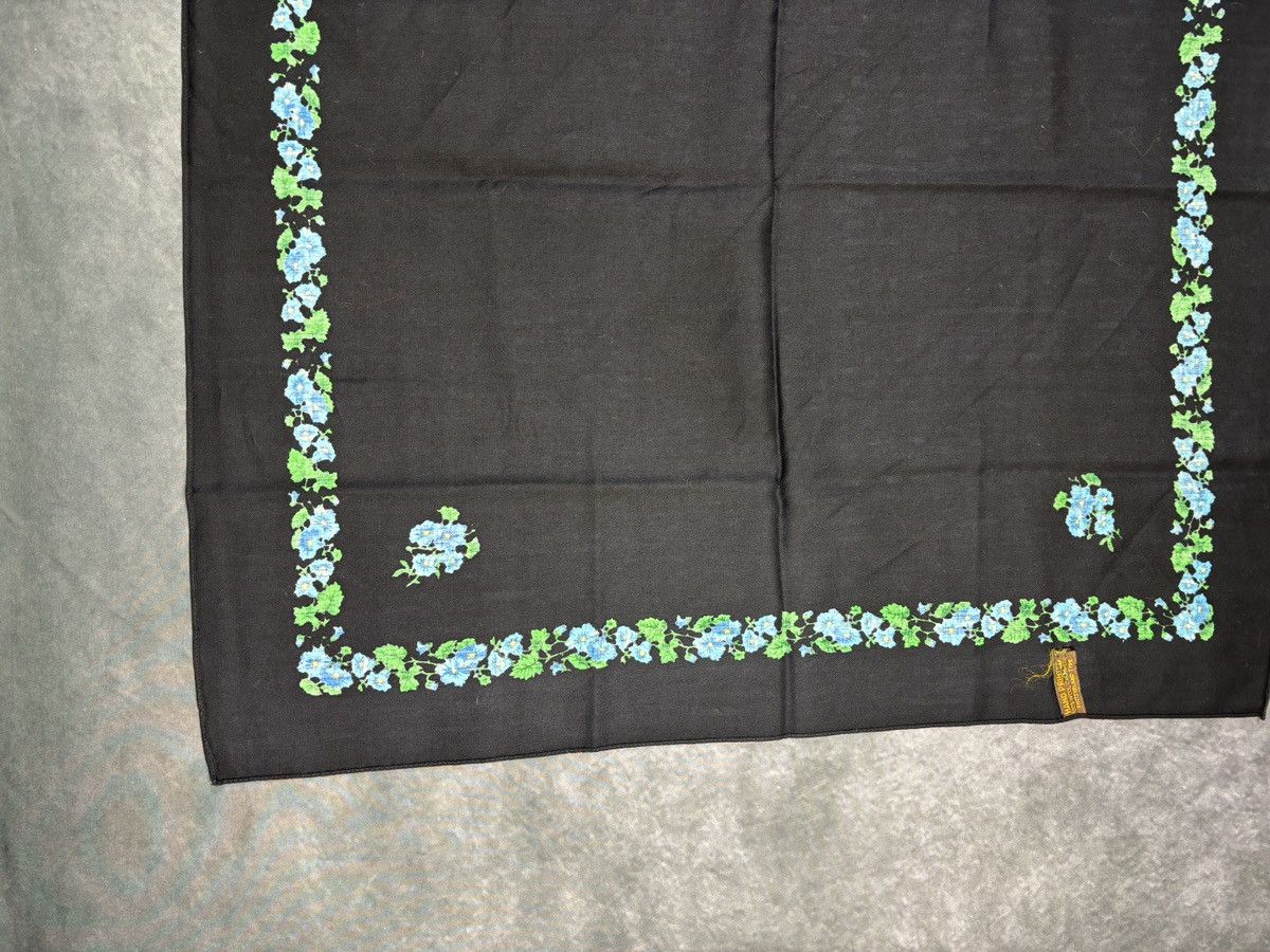 Vintage Vintage Hand Printed Wool Scarf 1960s 1970s Cashmere Scarf Size ONE SIZE - 16 Thumbnail