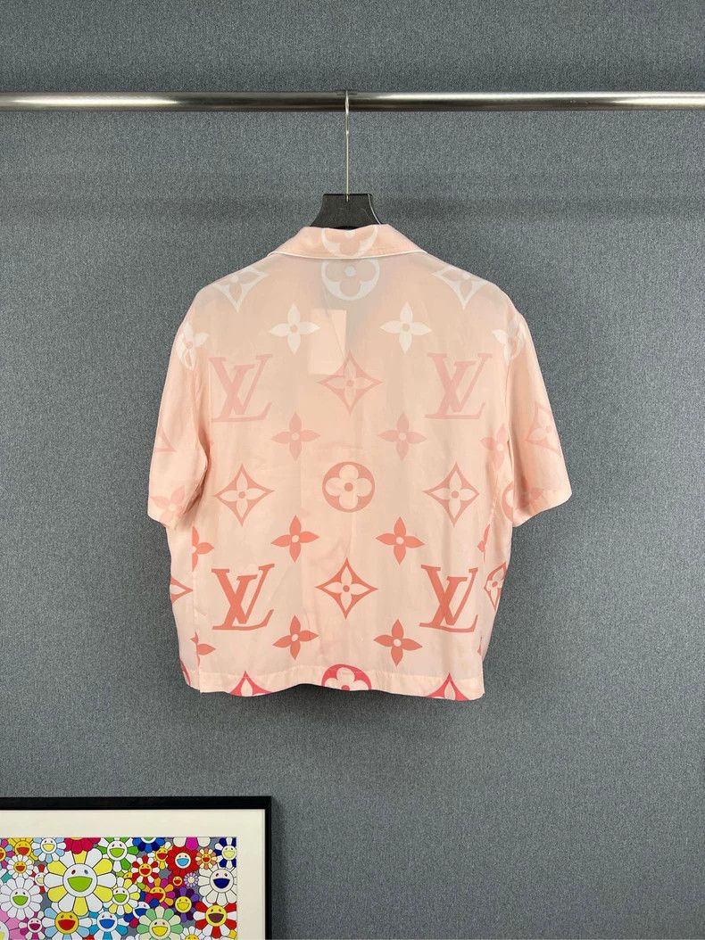 Louis Vuitton Louis Vuitton Presbyopia Gradient Full LOGO Short Sleeve S Size S / US 4 / IT 40 - 2 Thumbnail