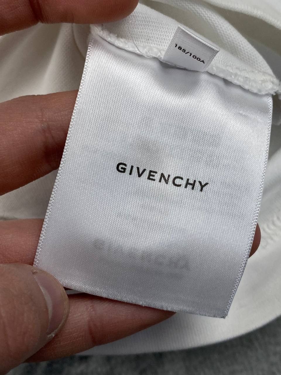 Givenchy Givenchy Embroidered Big Logo T-Shirt Men Size L White Size US L / EU 52-54 / 3 - 17 Thumbnail