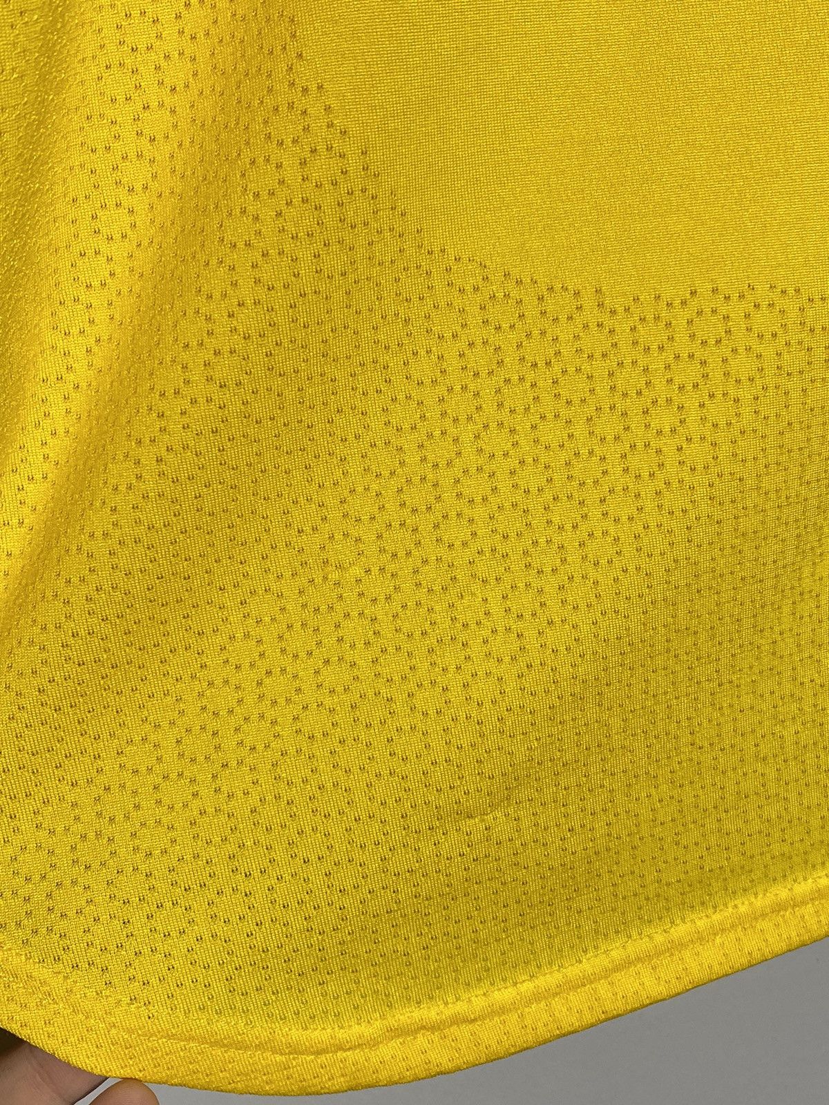 Nike × Vintage Vintage Nike Brazil National Team 2000 Home Football Shirt Size US L / EU 52-54 / 3 - 10 Thumbnail