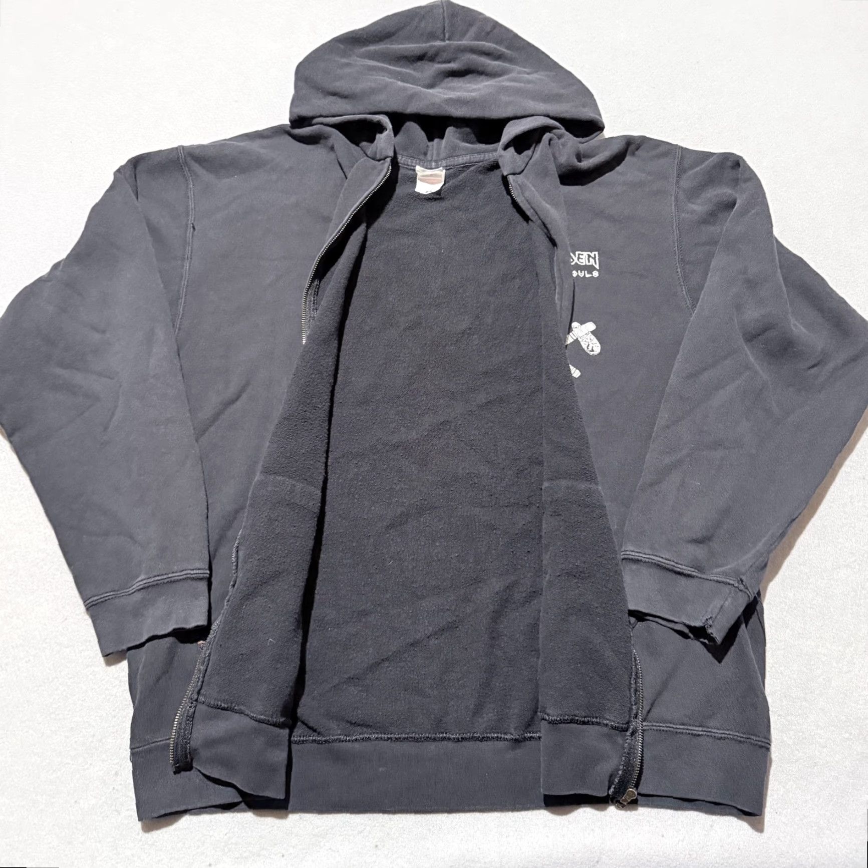 Fruit Of The Loom Iron Maiden The Book of Souls Fruit of the Loom Full Zip Hoodie Black Medium Size US M / EU 48-50 / 2 - 3 Thumbnail
