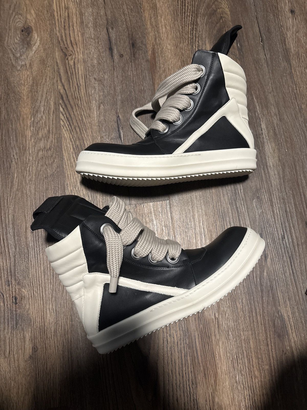Rick Owens Rick Owens Jumbo Lace Geobaskets Size US 11 / EU 44 - 2 Thumbnail