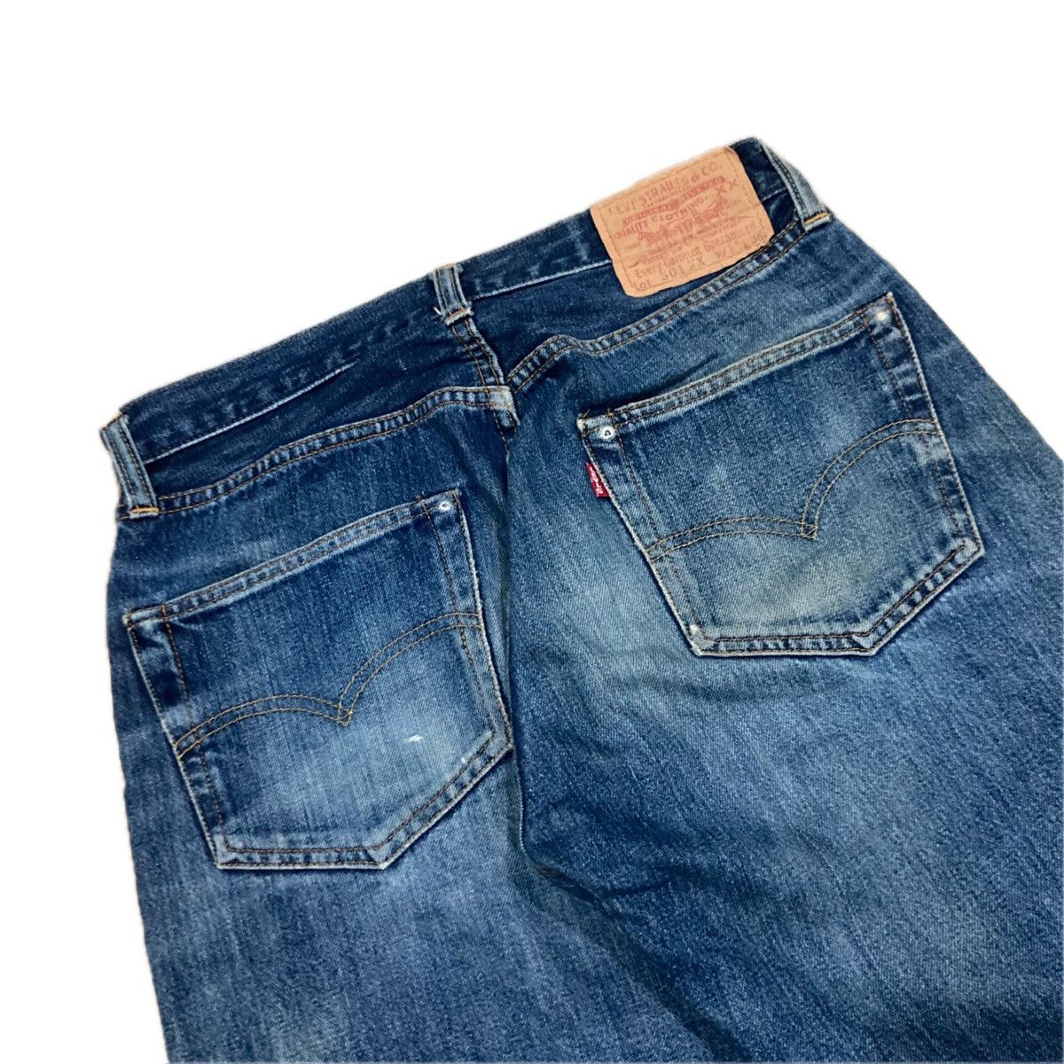 Levi's × Levi's Vintage Clothing × Vintage VINTAGE 90s LEVI’S BIG E 501XX SELVEDGE DISTRESSED JEANS Size US 30 / EU 46 - 9 Thumbnail