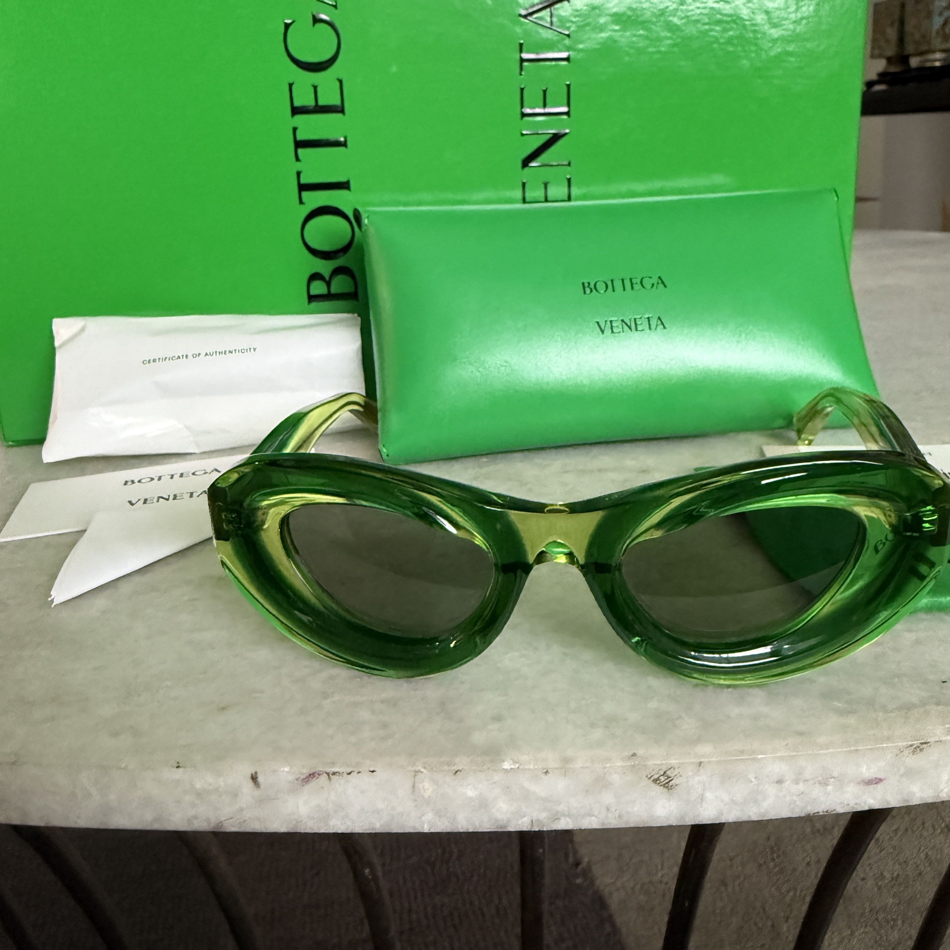 Bottega Veneta BOTTEGA VENETA Women's Green Cat Eye Sunglasses 703244 Size ONE SIZE - 7 Thumbnail