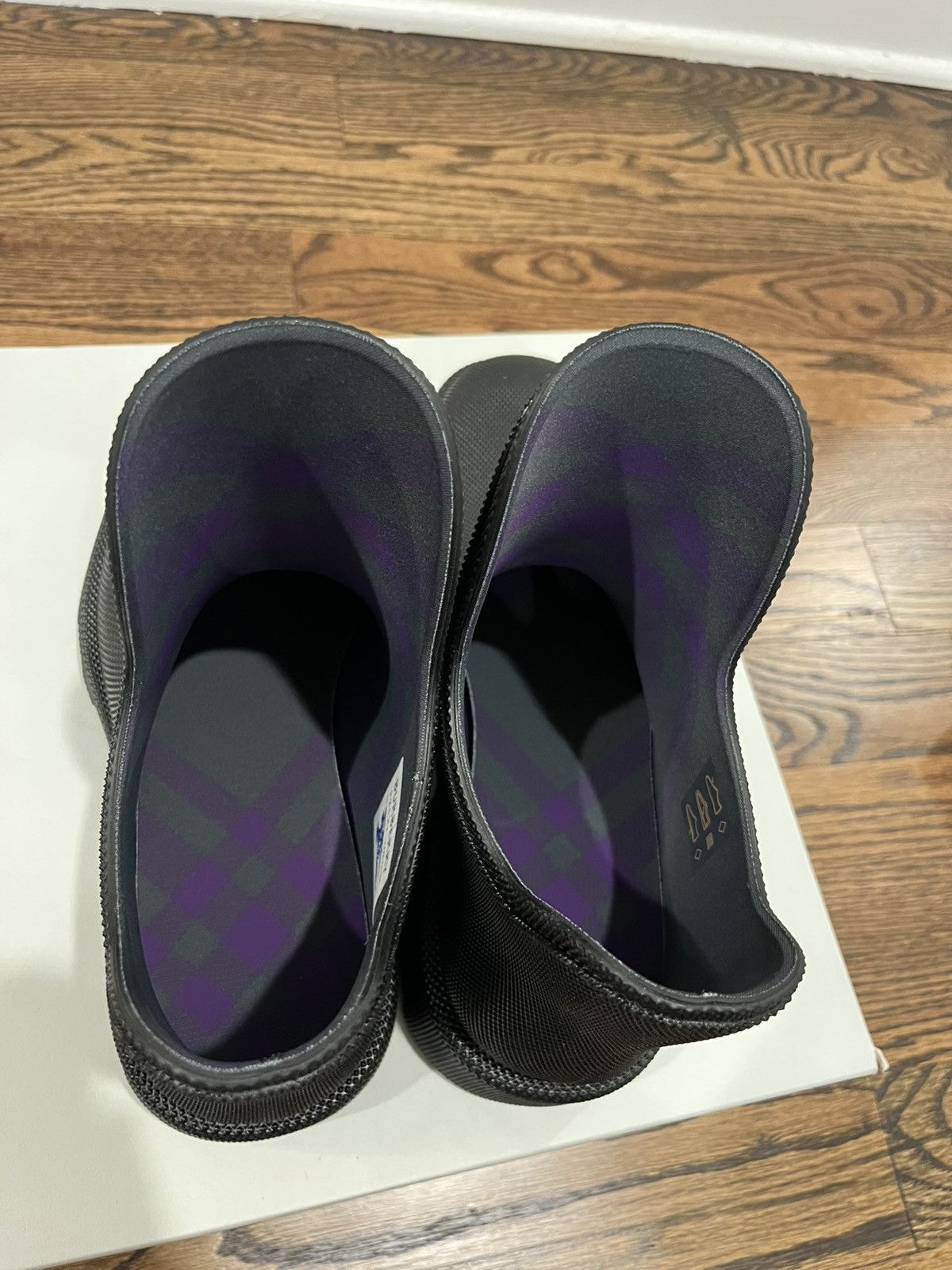 Burberry Burberry Rubber Marsh Boots Low Size US 10 / EU 43 - 15 Thumbnail