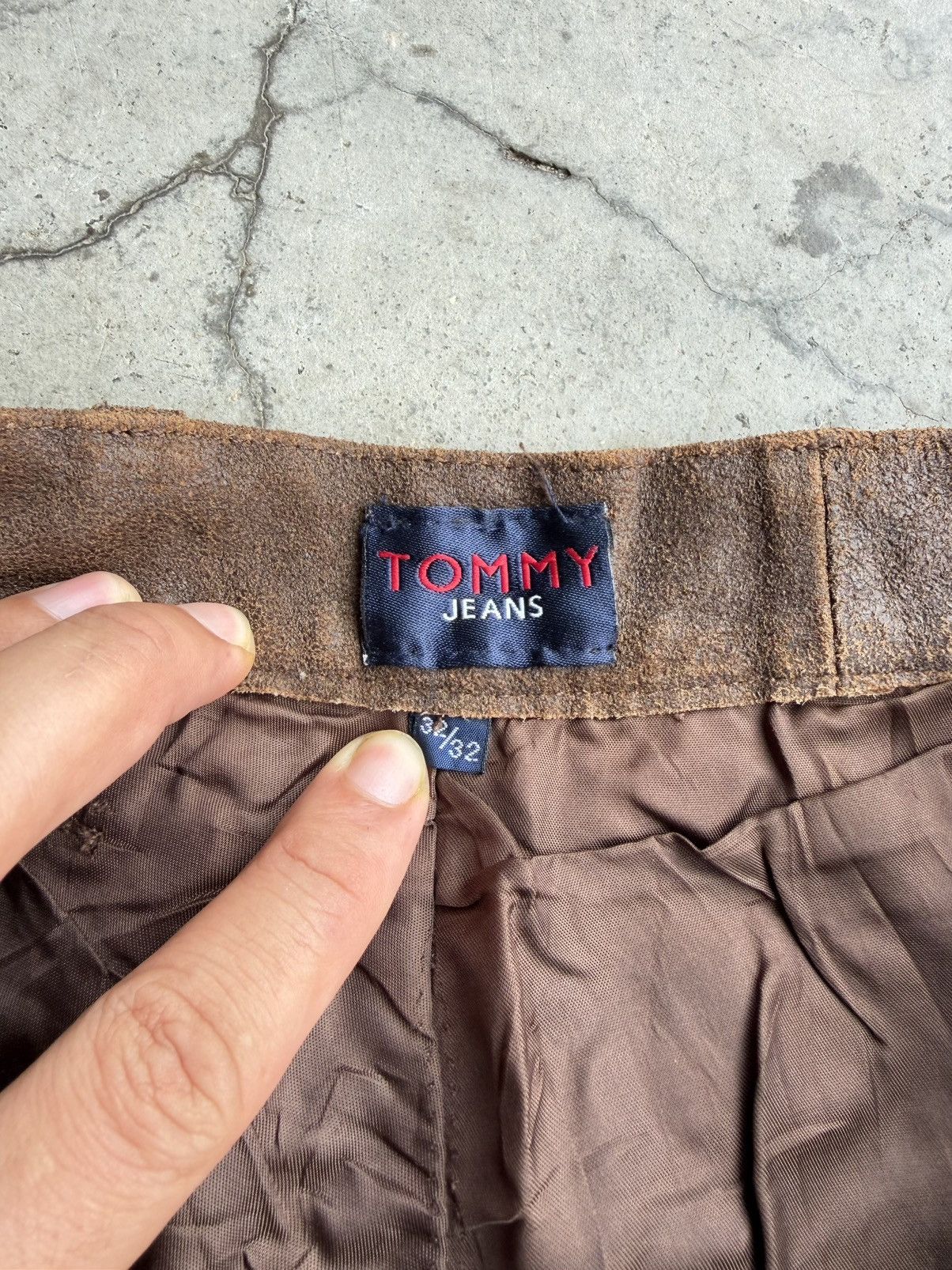 Tommy Hilfiger Tommy Jeans Suede Leather Size US 32 / EU 48 - 4 Thumbnail