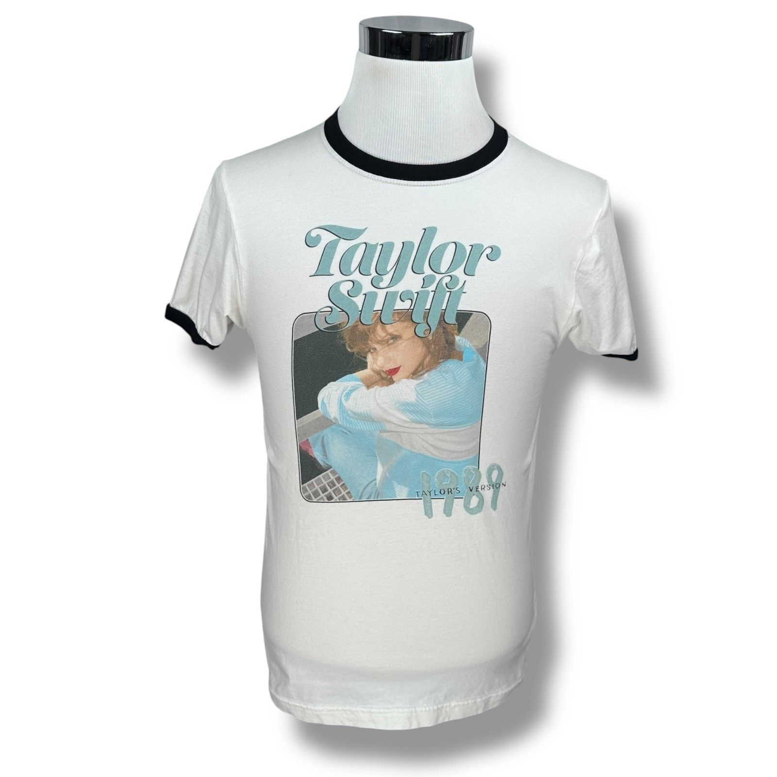 Other Taylor Swift 1989 Taylor's Version T-Shirt Adult’s S White Size US S / EU 44-46 / 1 - 1 Thumbnail