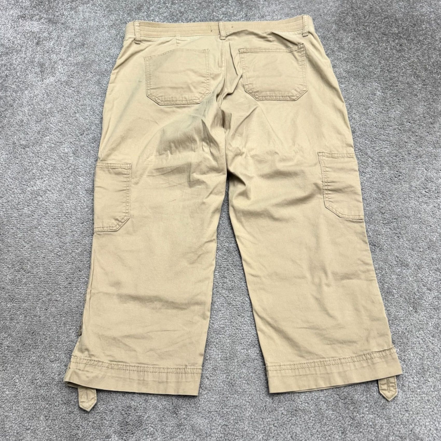 Lee Lee Cargo Capri Cropped Pants Womens Medium Khaki Cotton Relaxed Fit Size 32" / US 10 / IT 46 - 2 Thumbnail