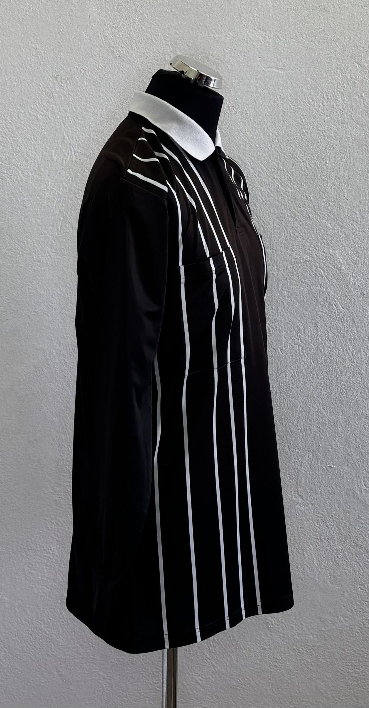 Erima Erima Referee T-shirt vintage 90s large Size US L / EU 52-54 / 3 - 4 Thumbnail
