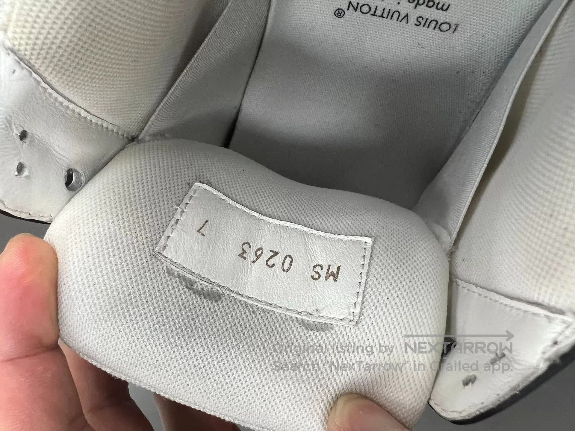 Louis Vuitton LV Black and White Sneakers Size 7. Size US 7 / EU 40 - 6 Thumbnail